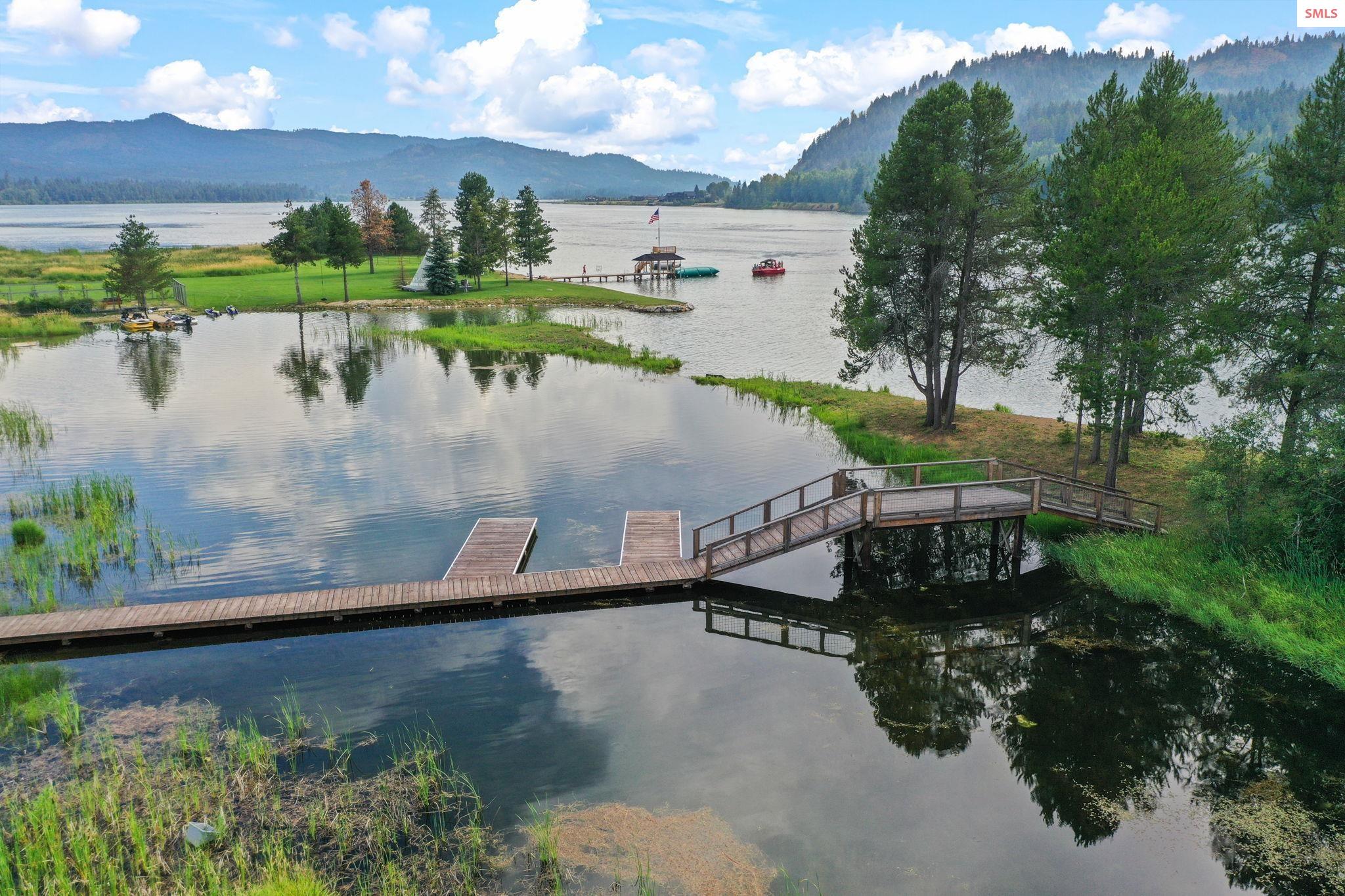Property photo 3 for NNA Bishops Bay Ln