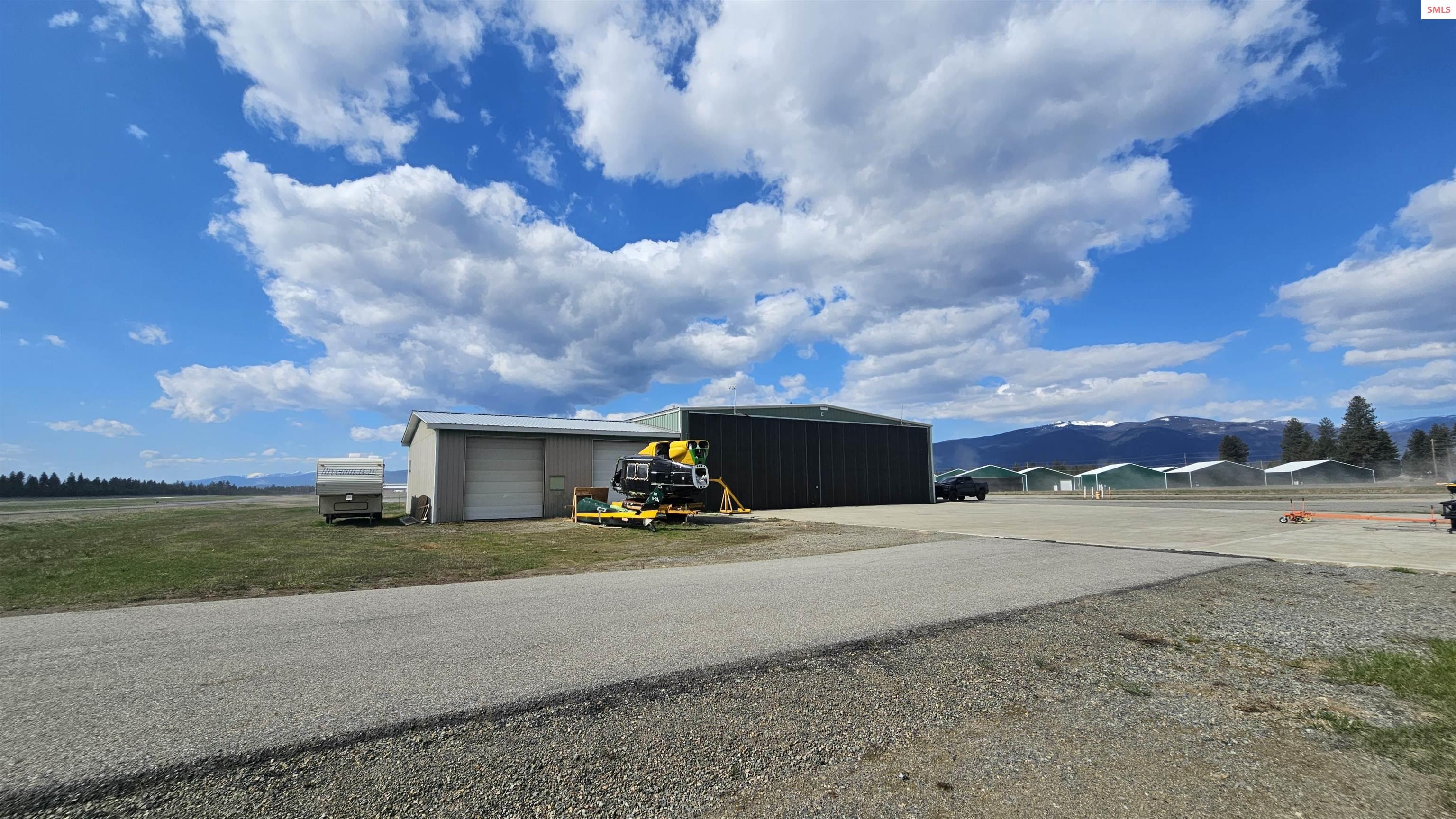 Property photo 2 for 203 Industrial Way