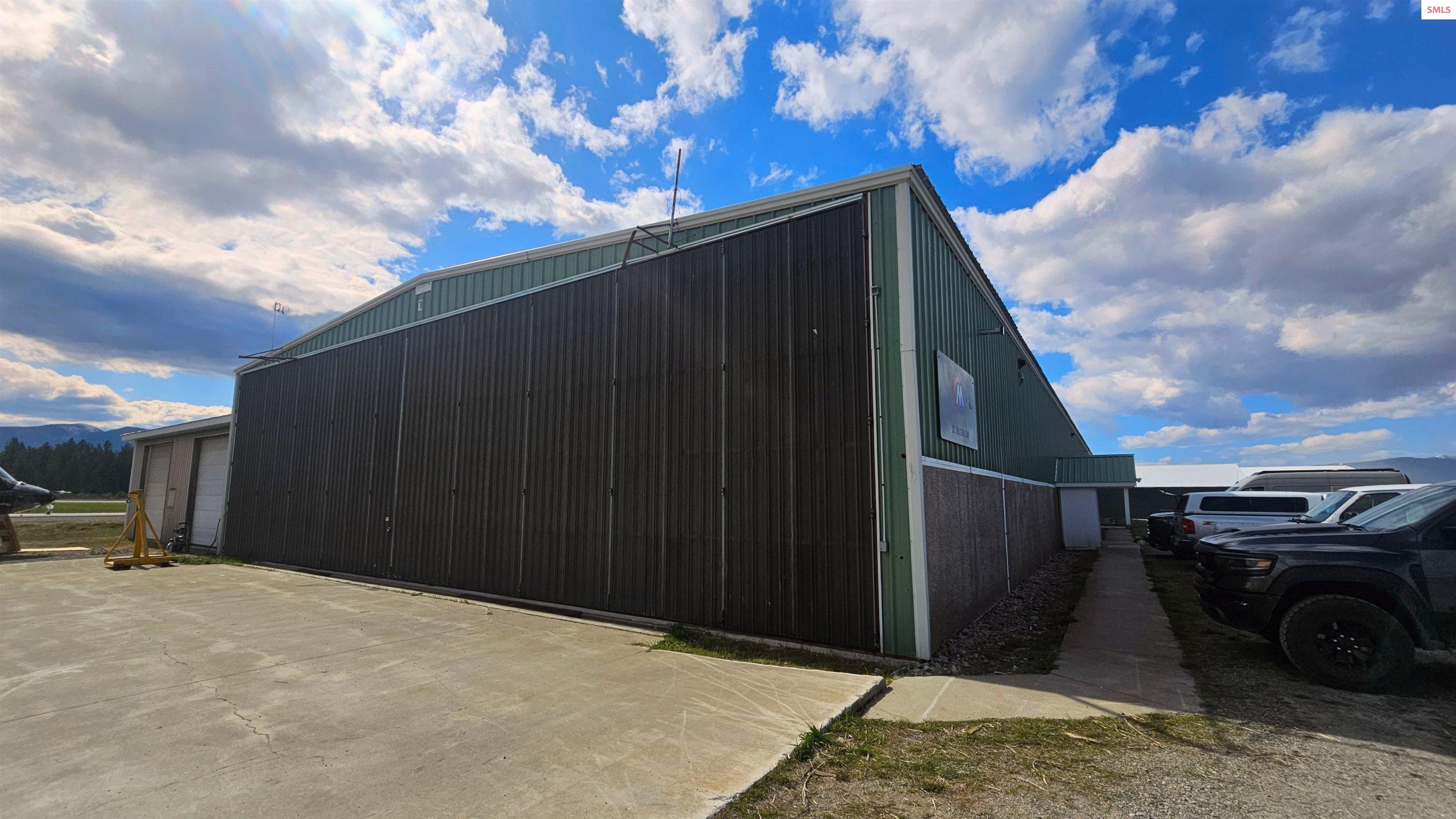 Property photo 3 for 203 Industrial Way