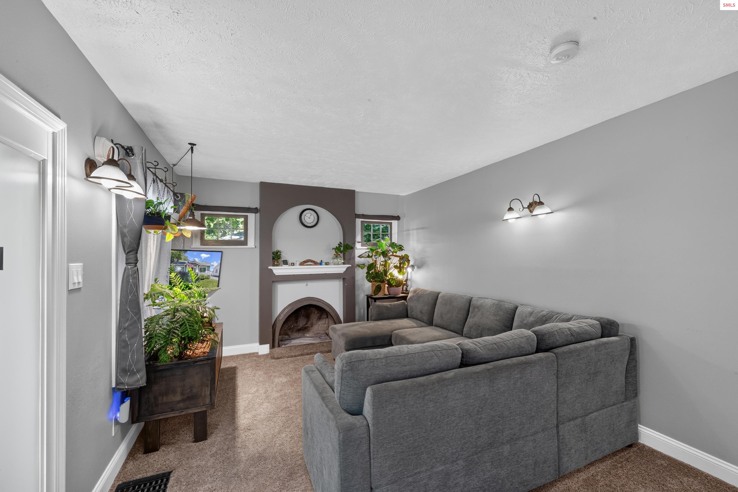 Property photo 3 for 2507 Mission Ave