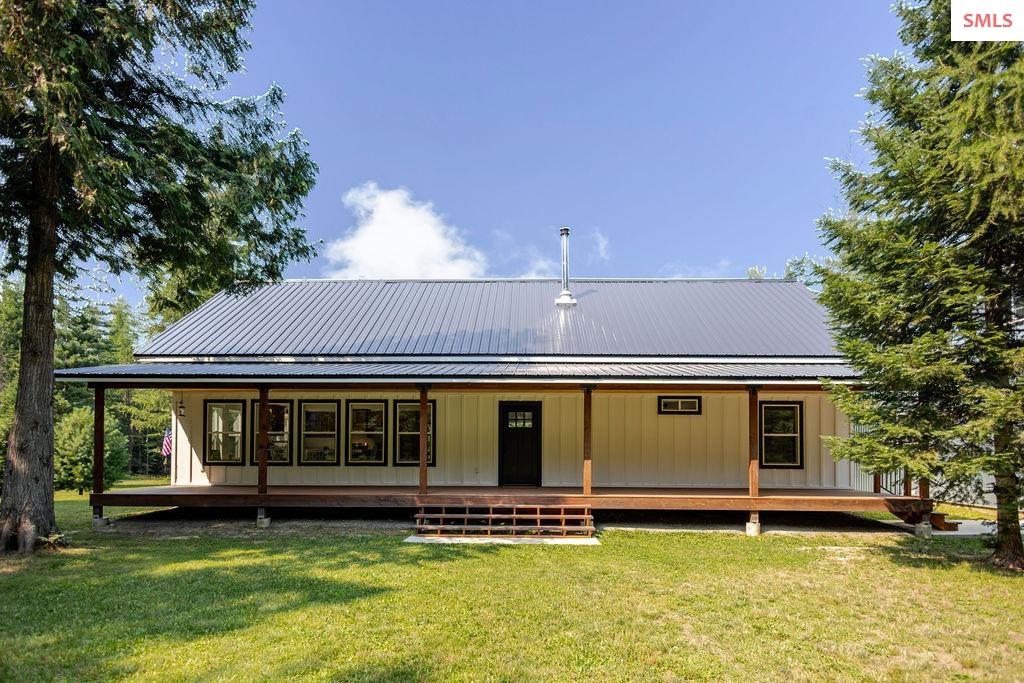 Property photo 2 for 181 Elk St
