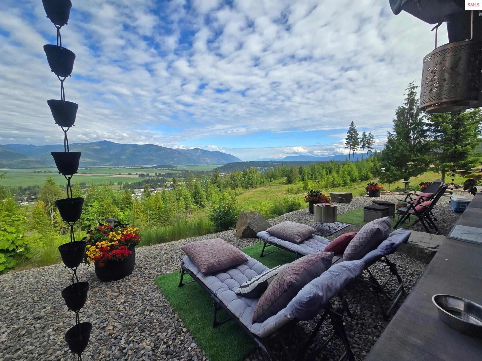 Property photo 3 for 455 Scenic Dr