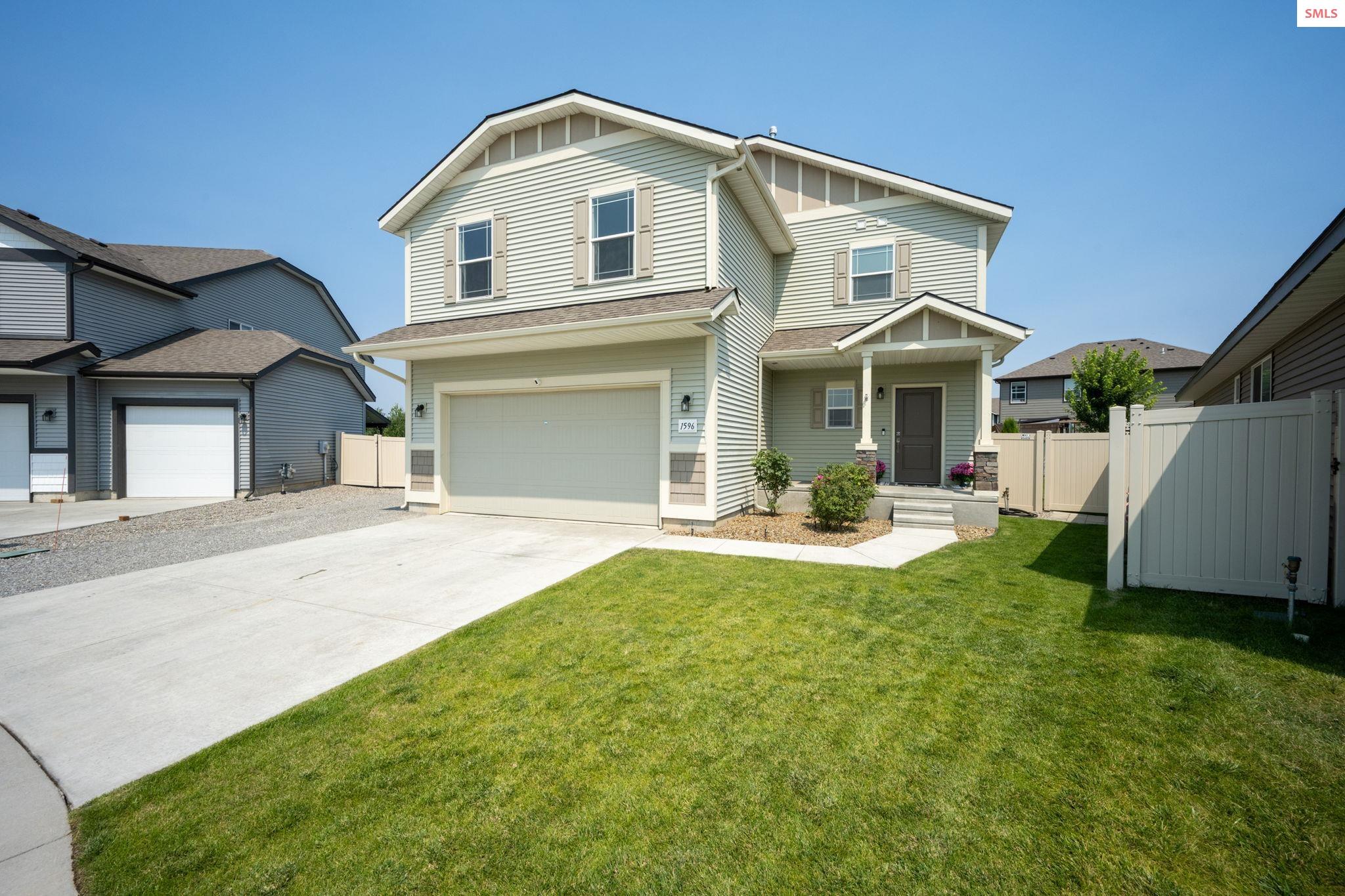 Property photo 2 for 1596 Minam  Loop