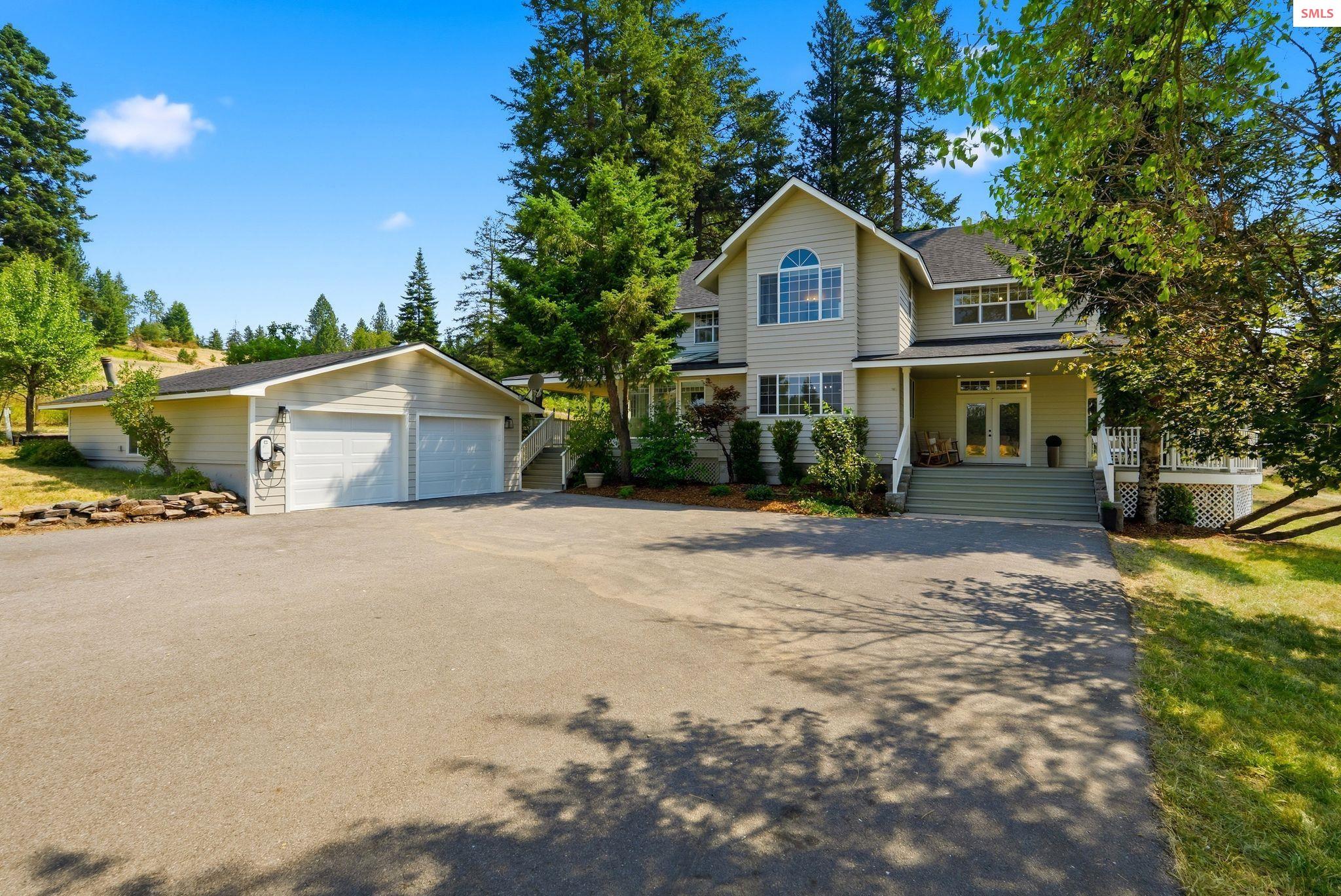 Front exterior of 5033 Dodd Rd.