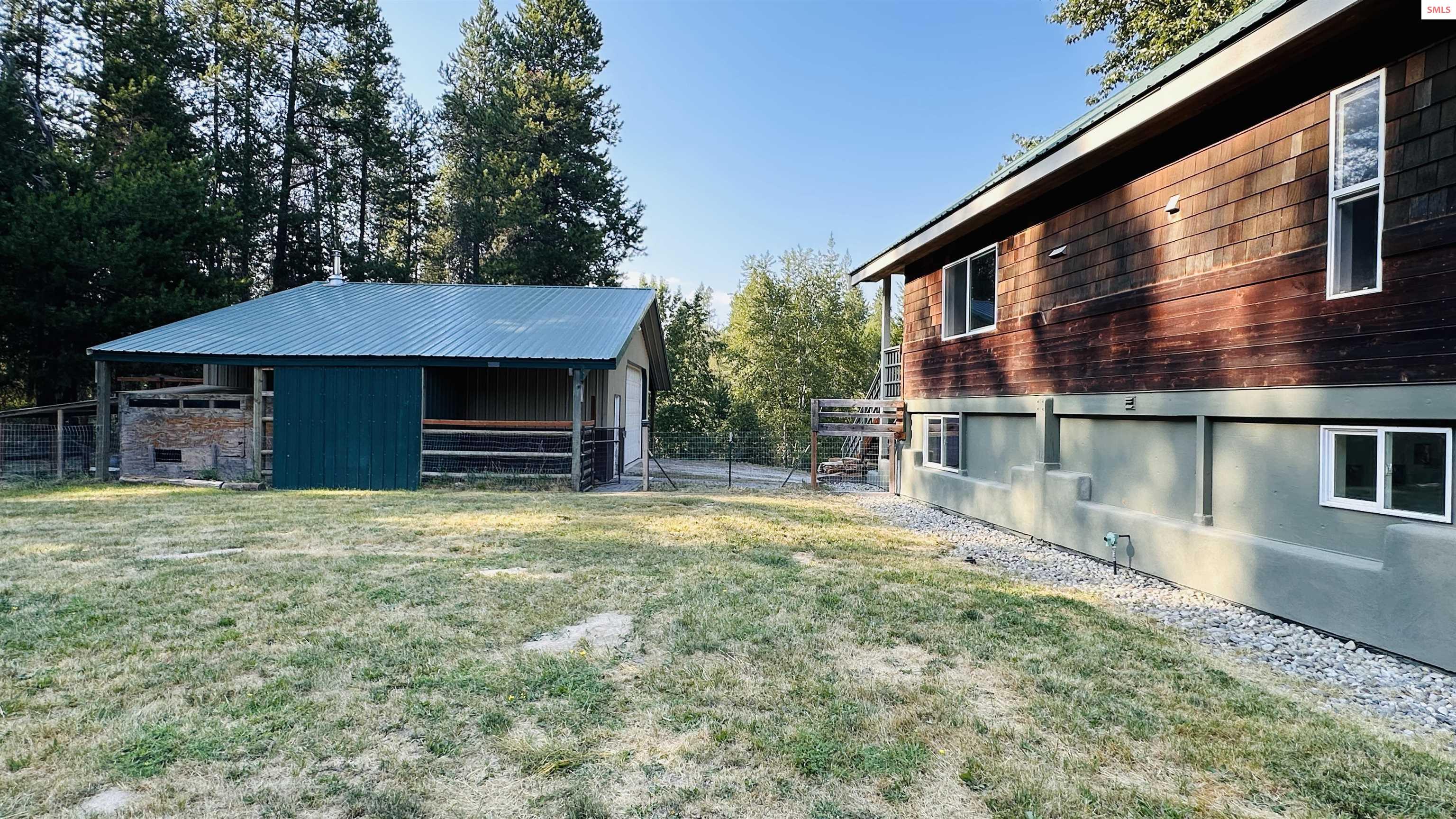 Property photo 3 for 517 Sitting Bull Road