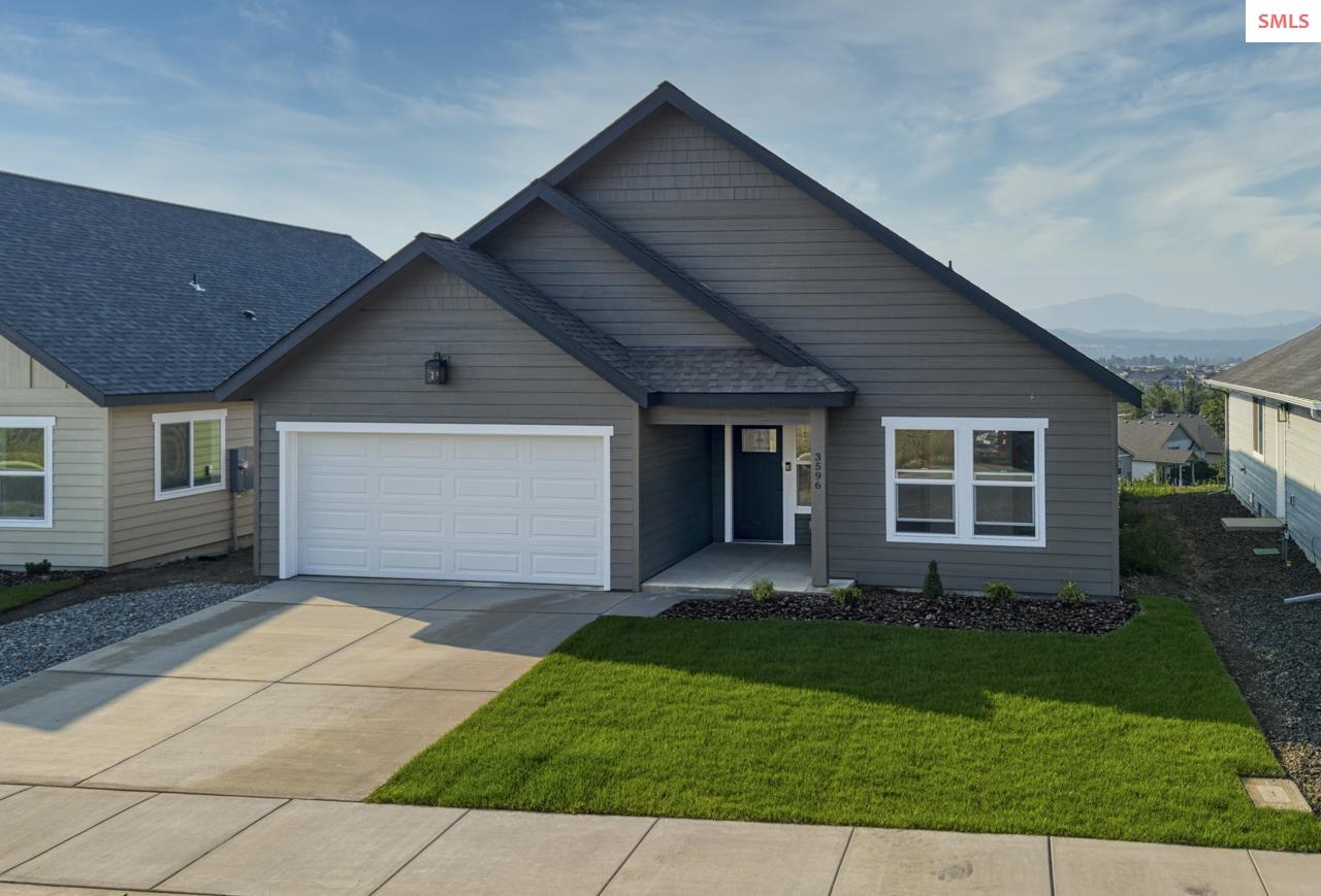 Front exterior of 3596 Blaze Loop