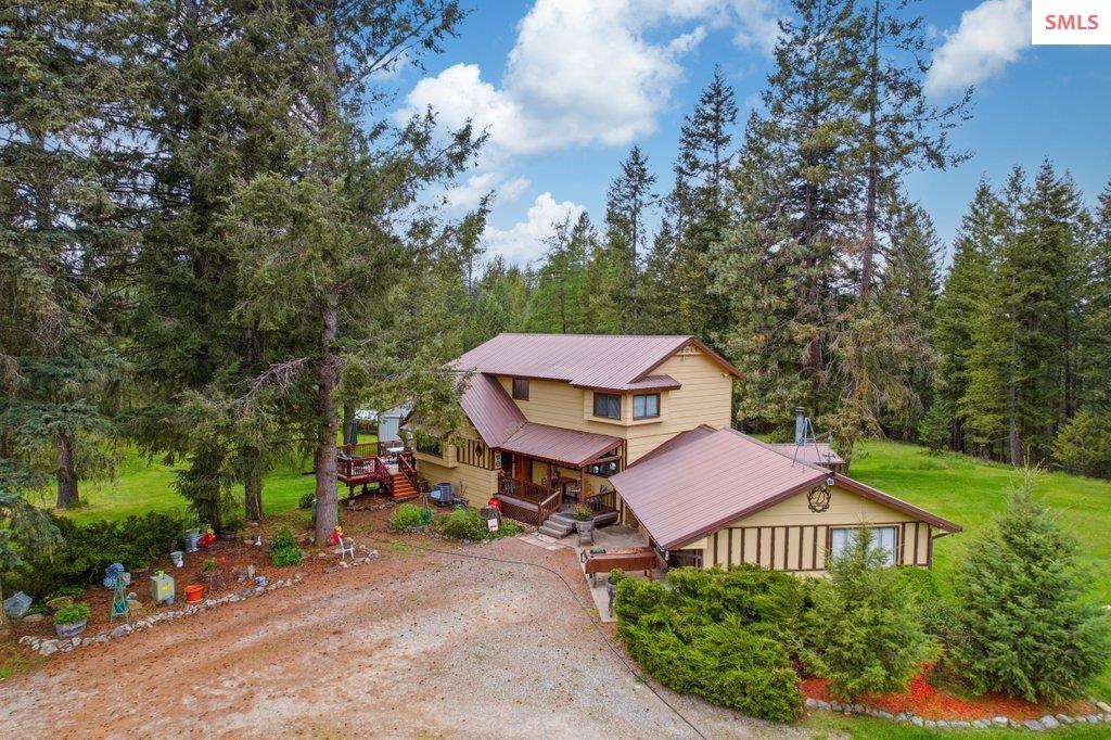 Front exterior of 457 Lodgepole
