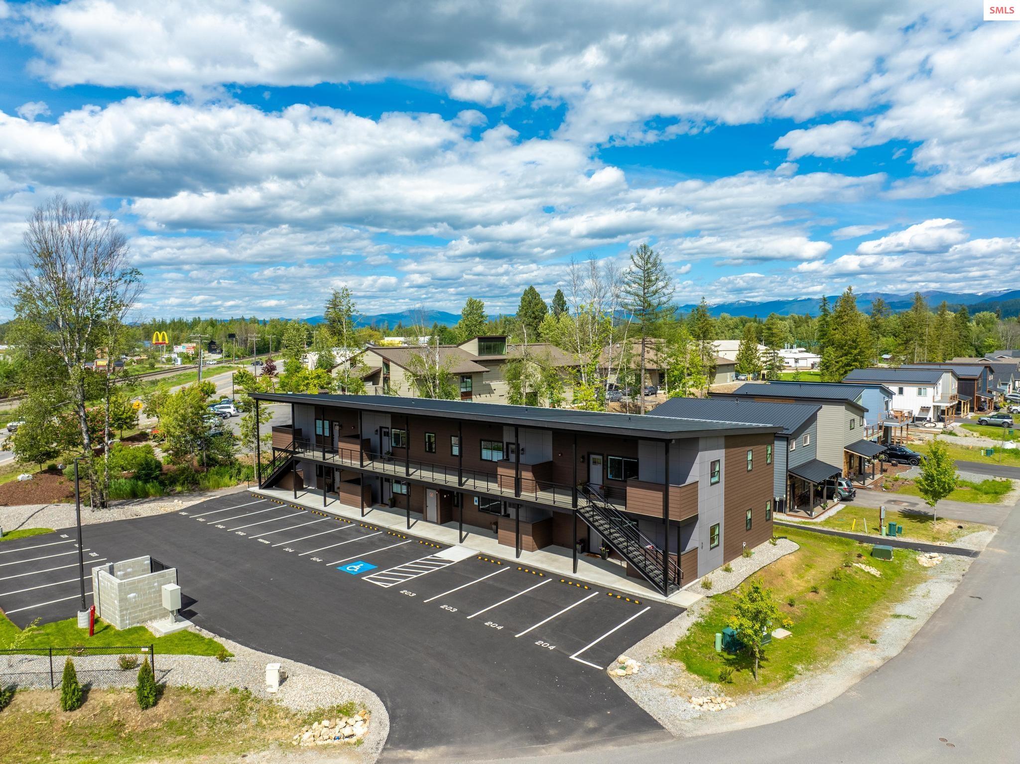 Front exterior of 50 Carnelian Ave 102
