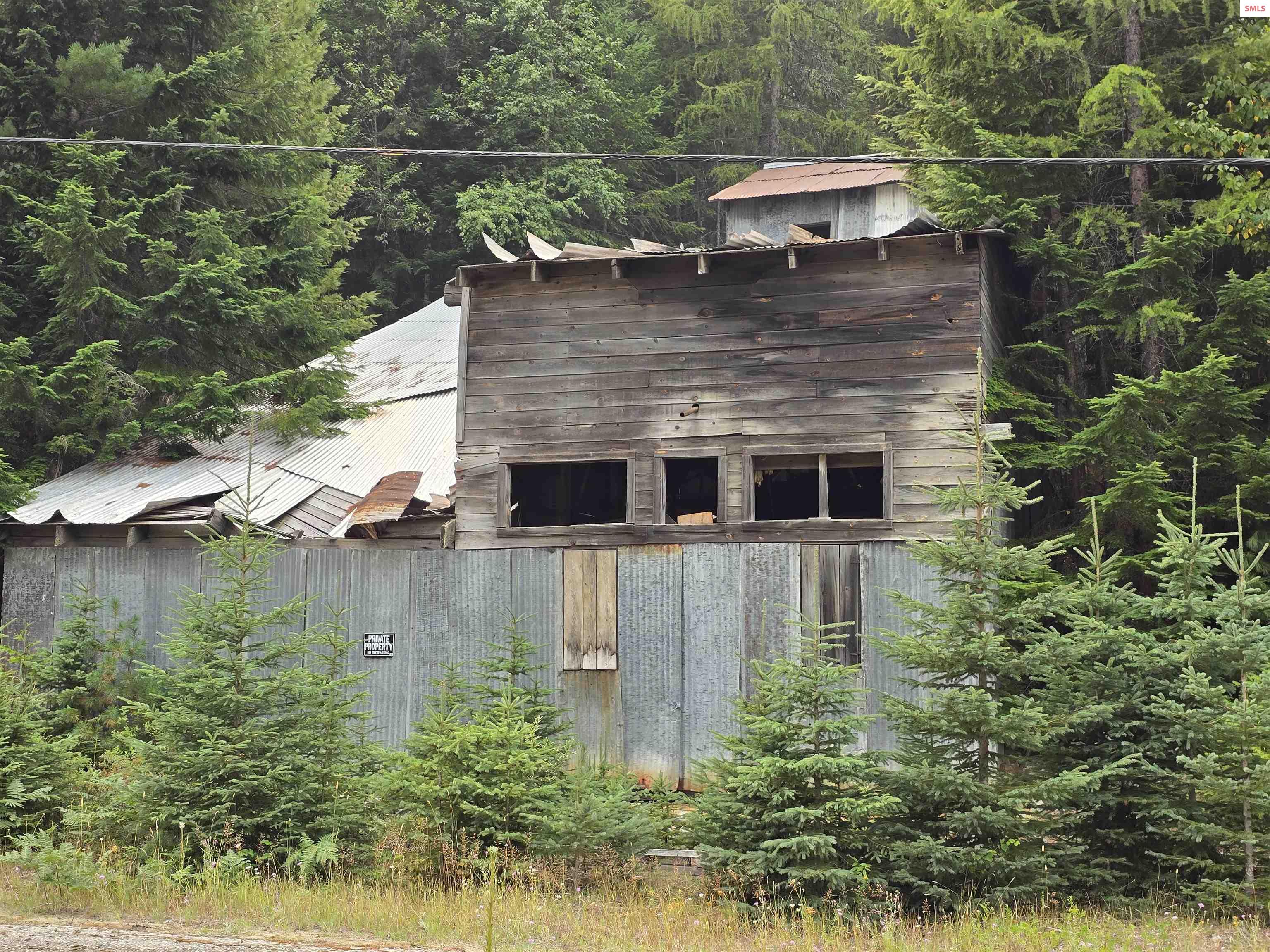 Property photo 3 for 12941 Yaak River Road