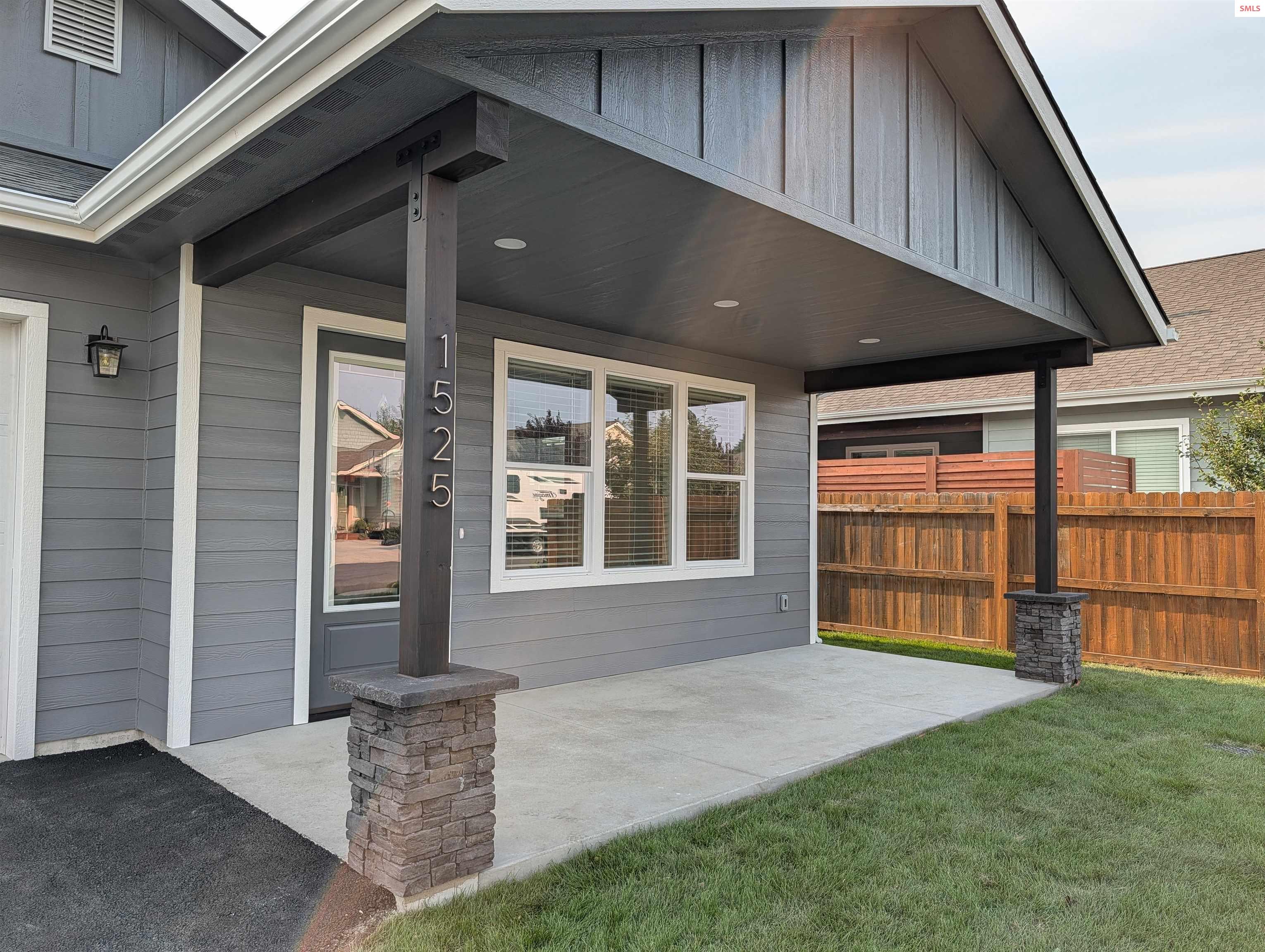 Property photo 2 for 1525 Nicholas Way