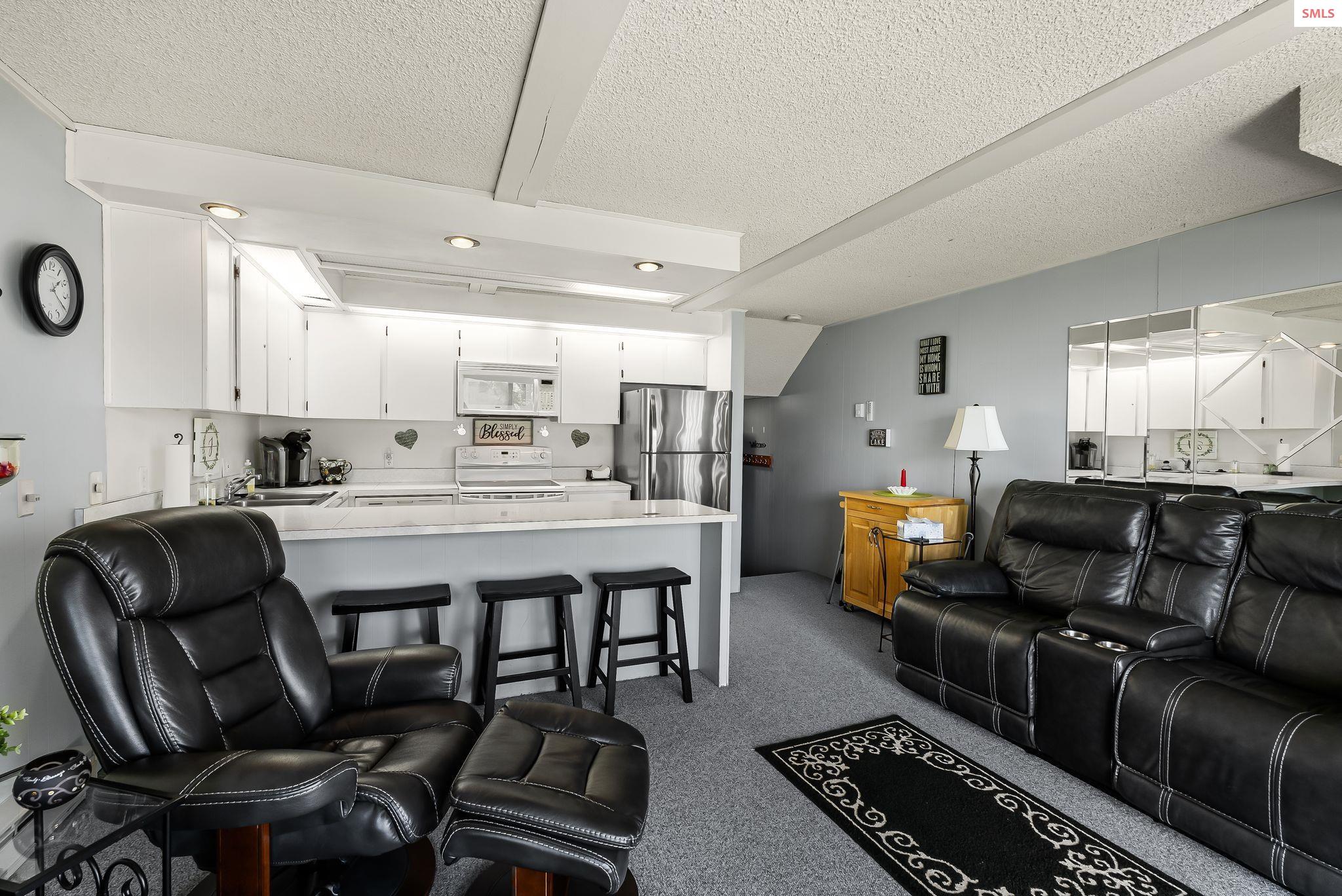 Property photo 2 for 301 Iberian Way unit 105