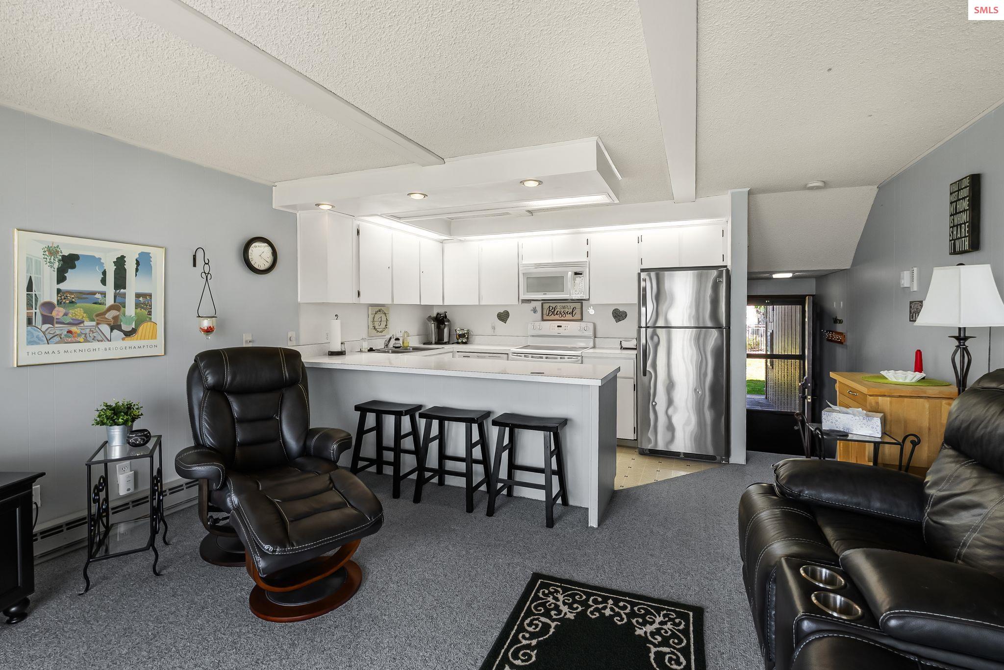 Property photo 3 for 301 Iberian Way unit 105