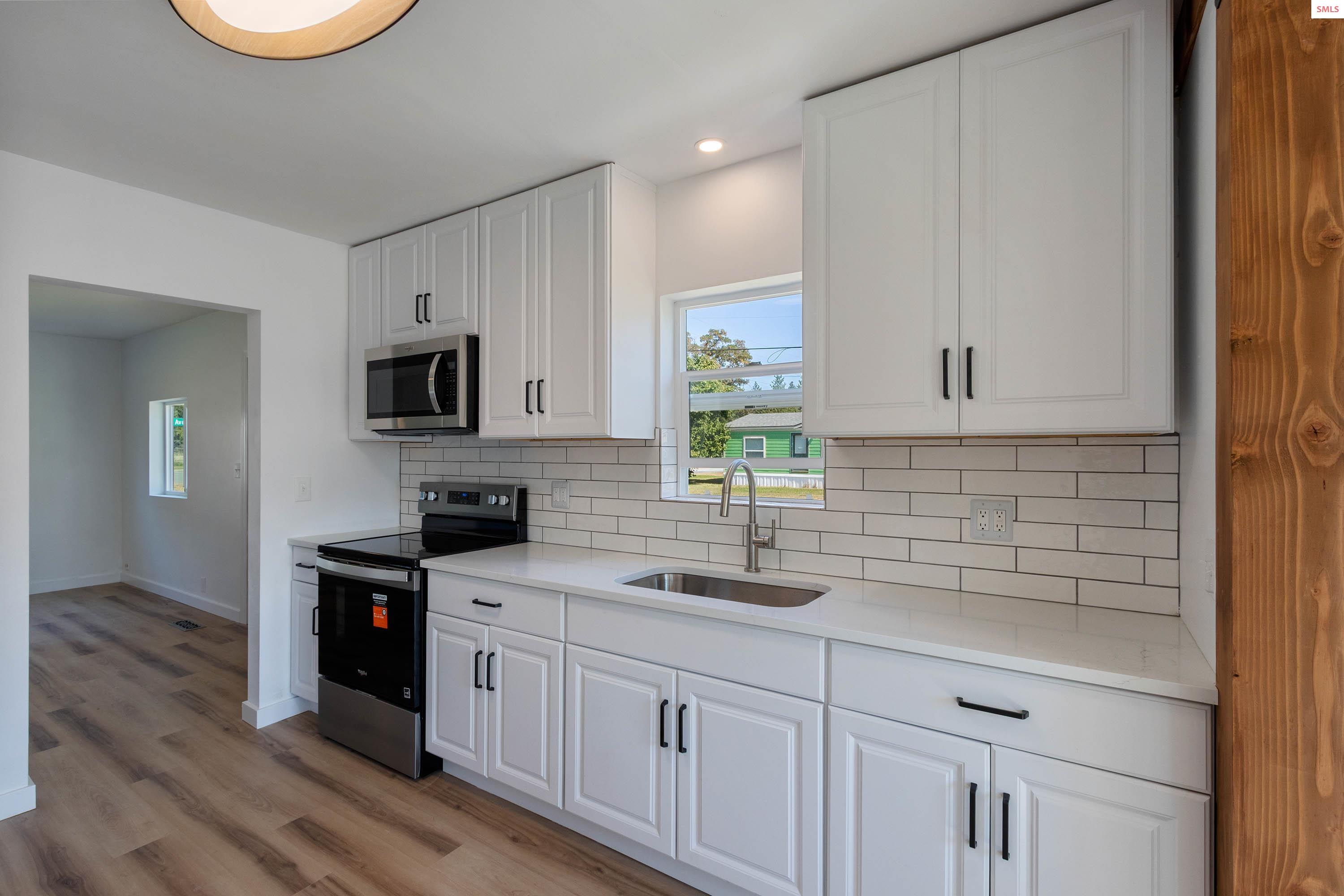 Property photo 3 for 274 2nd Street