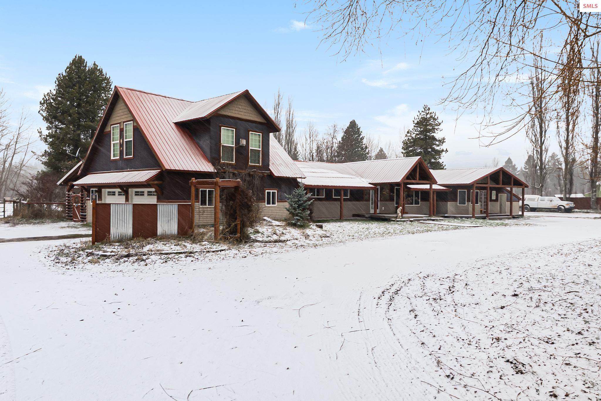 Property photo 2 for 966 Kootenai Rd