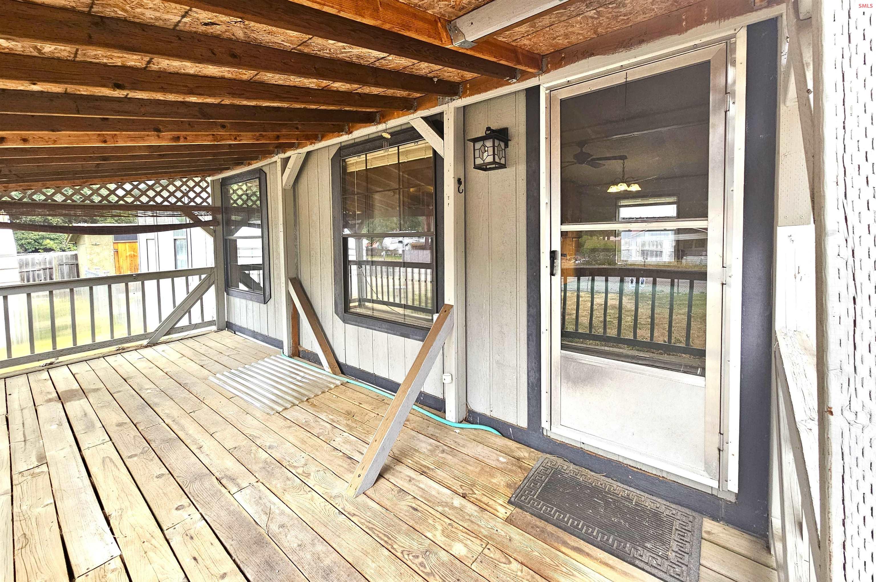 Property photo 3 for 122 2nd Ave