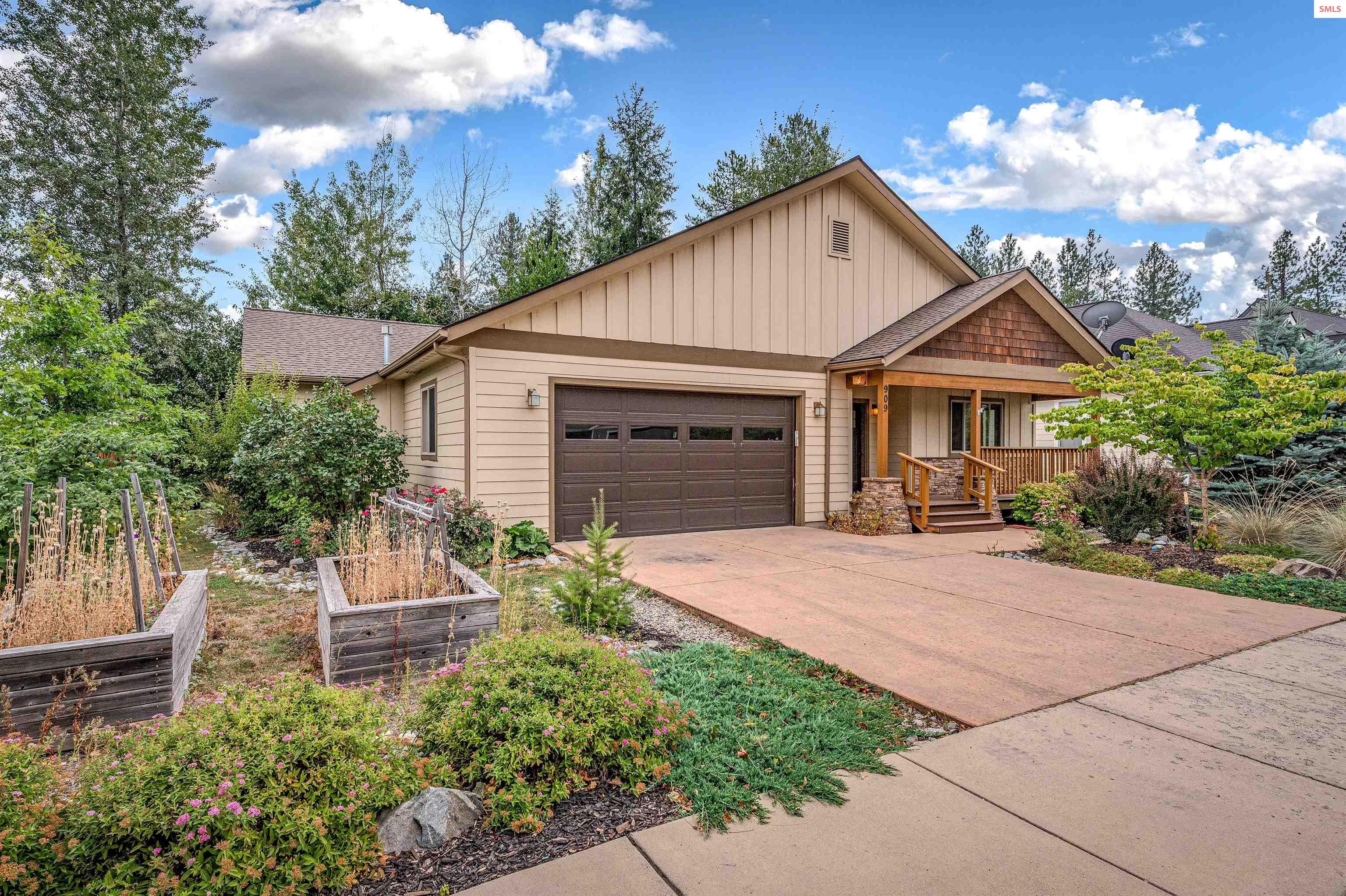 Front exterior of 909 Northview Drive