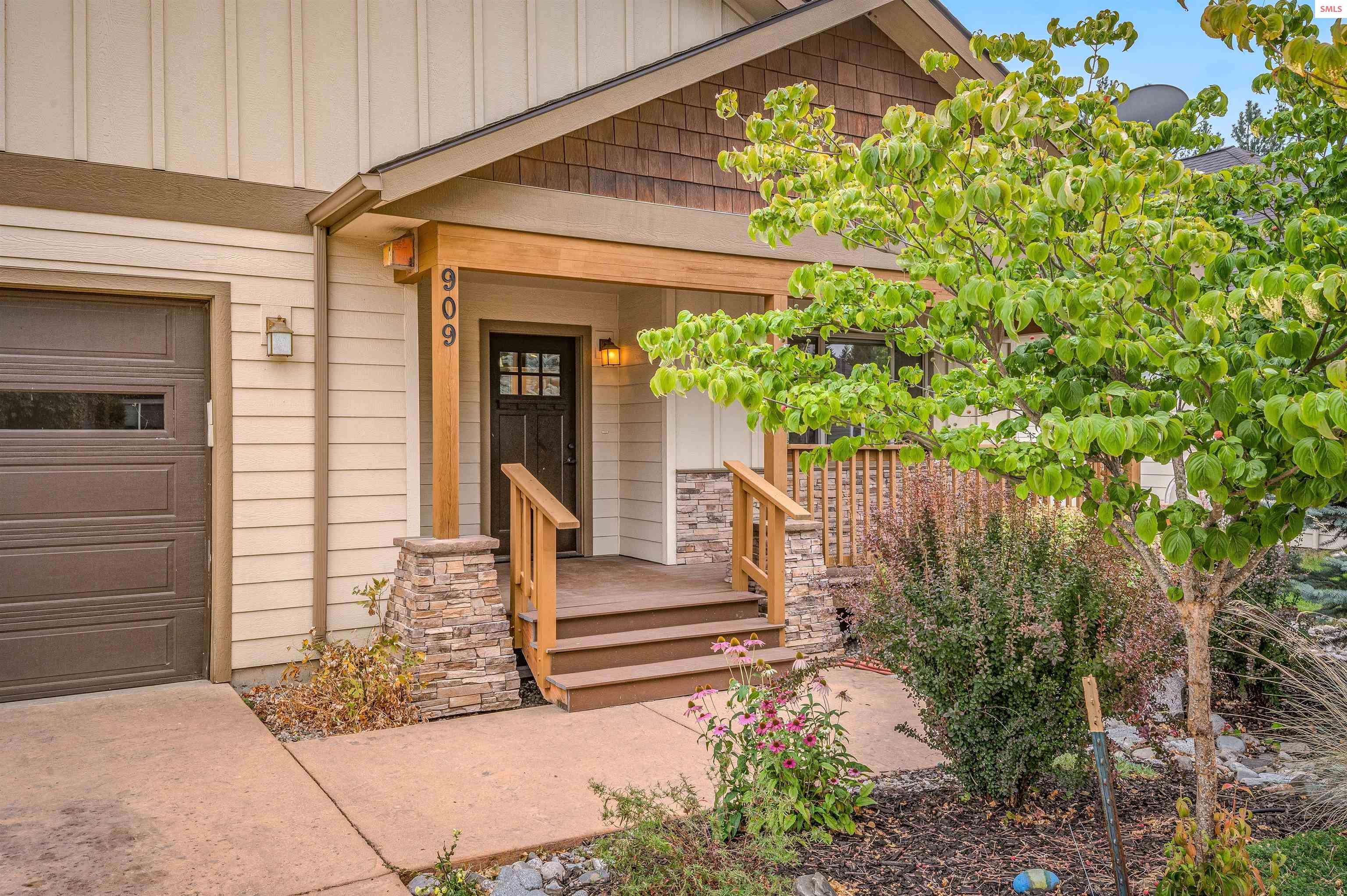 Property photo 3 for 909 Northview Drive