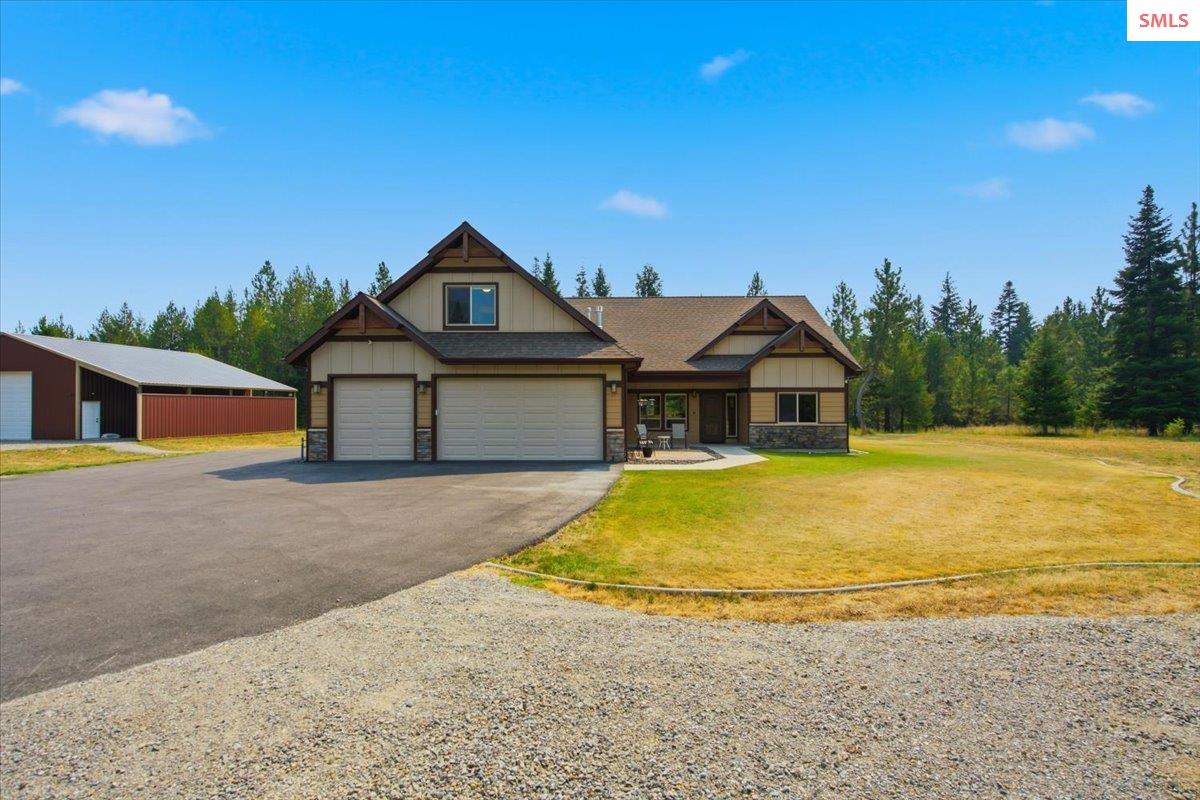 Property photo 2 for 22262 Massif Rd