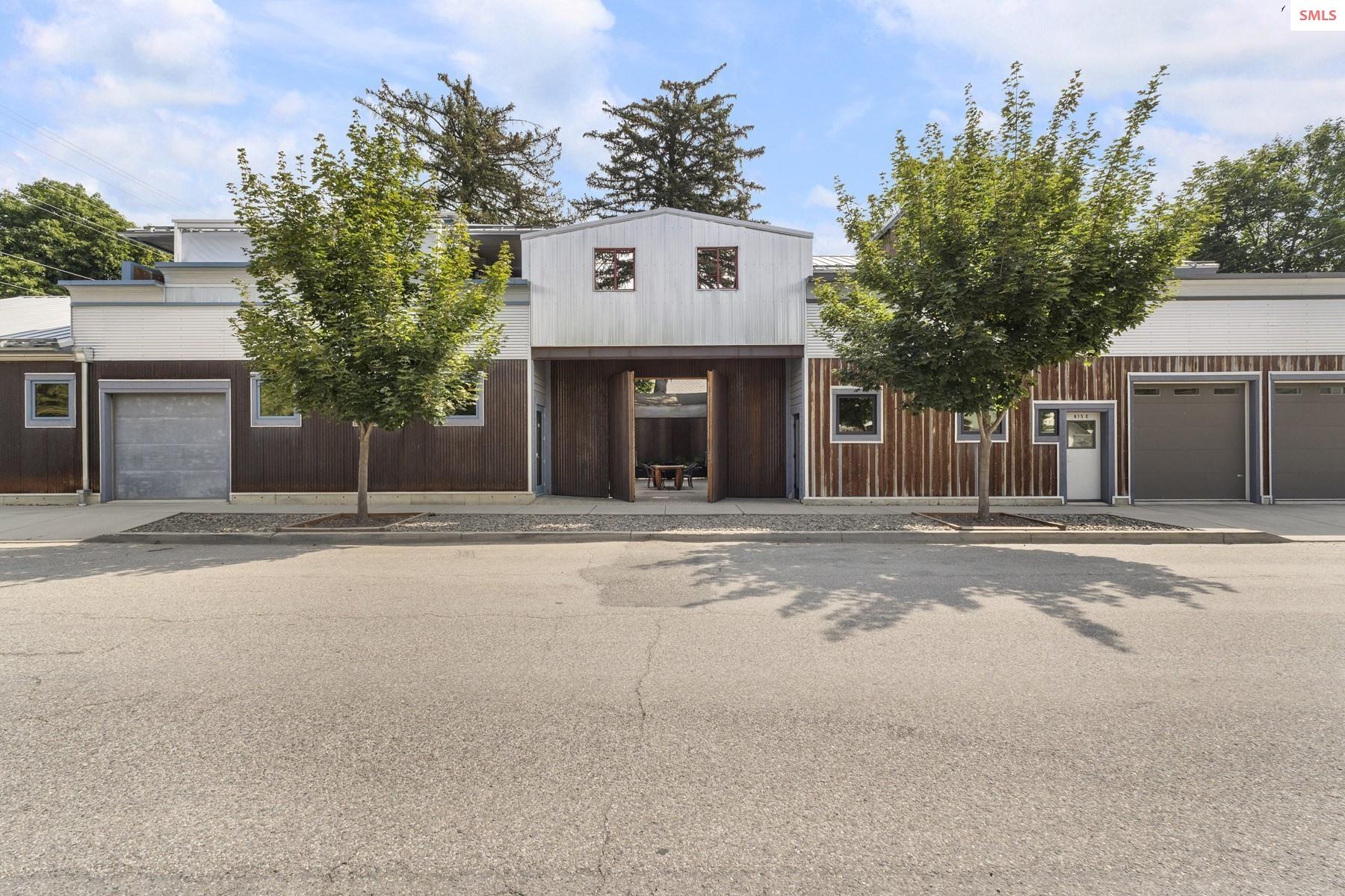 Property photo 2 for 815 Pine