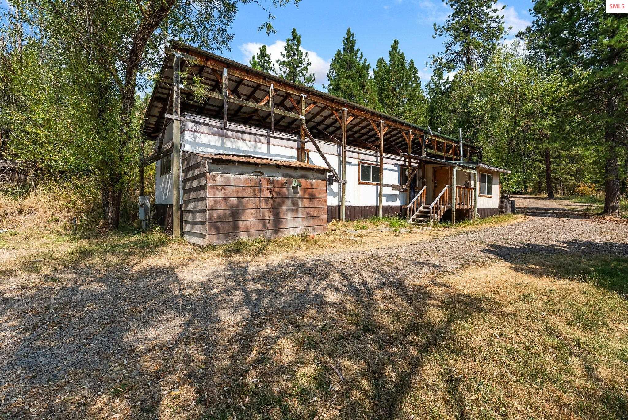 Front exterior of 343 Lightning Creek Rd.