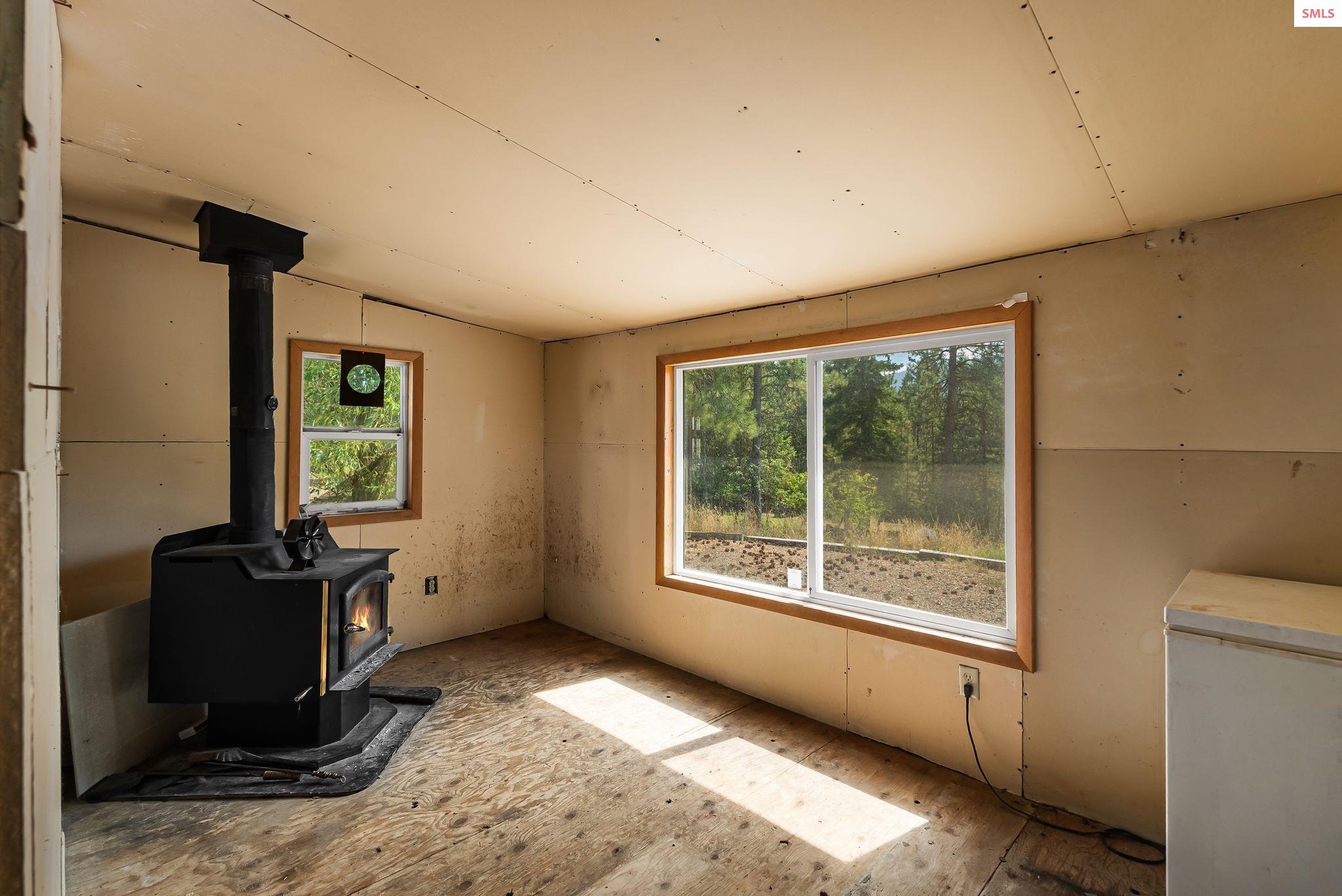 Property photo 3 for 343 Lightning Creek Rd.