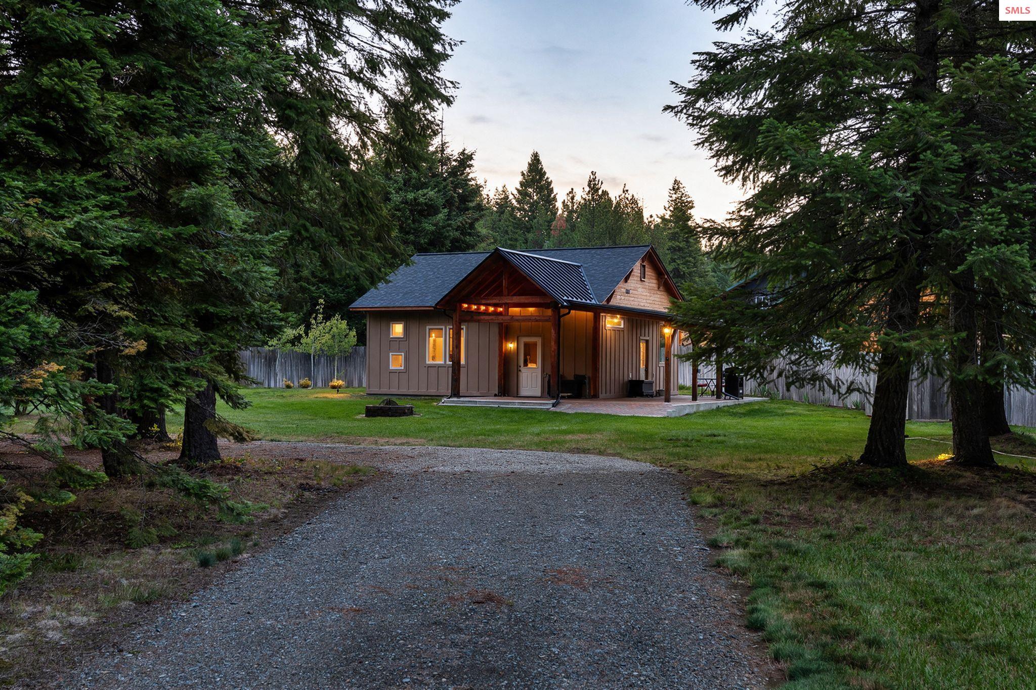 Front exterior of 274 Latigo Lane