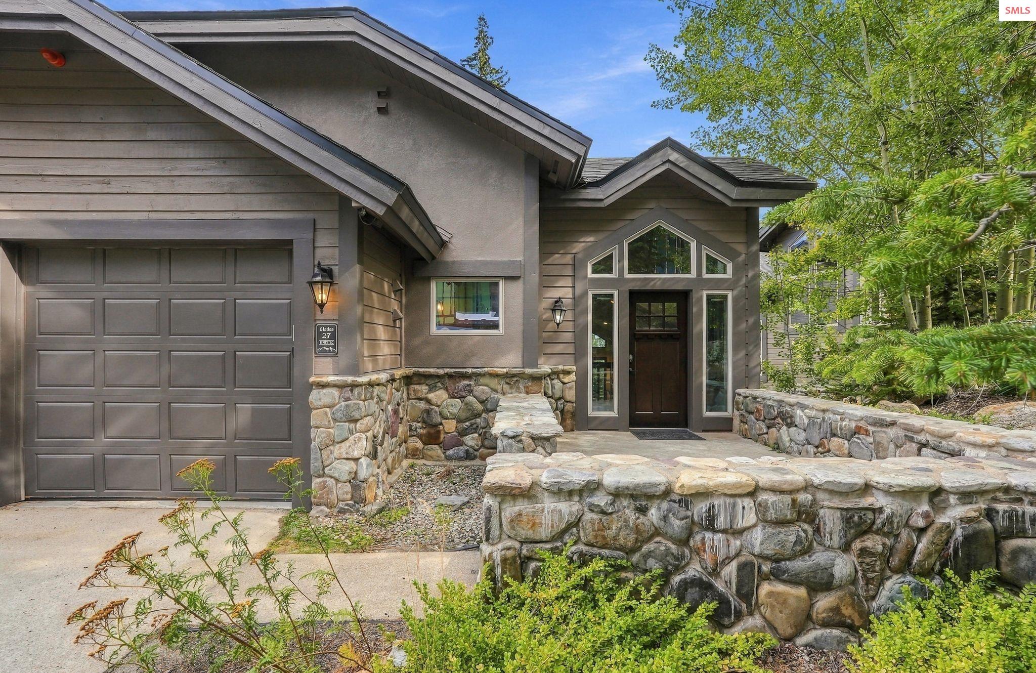 Property photo 3 for 27 The Glades, 2C