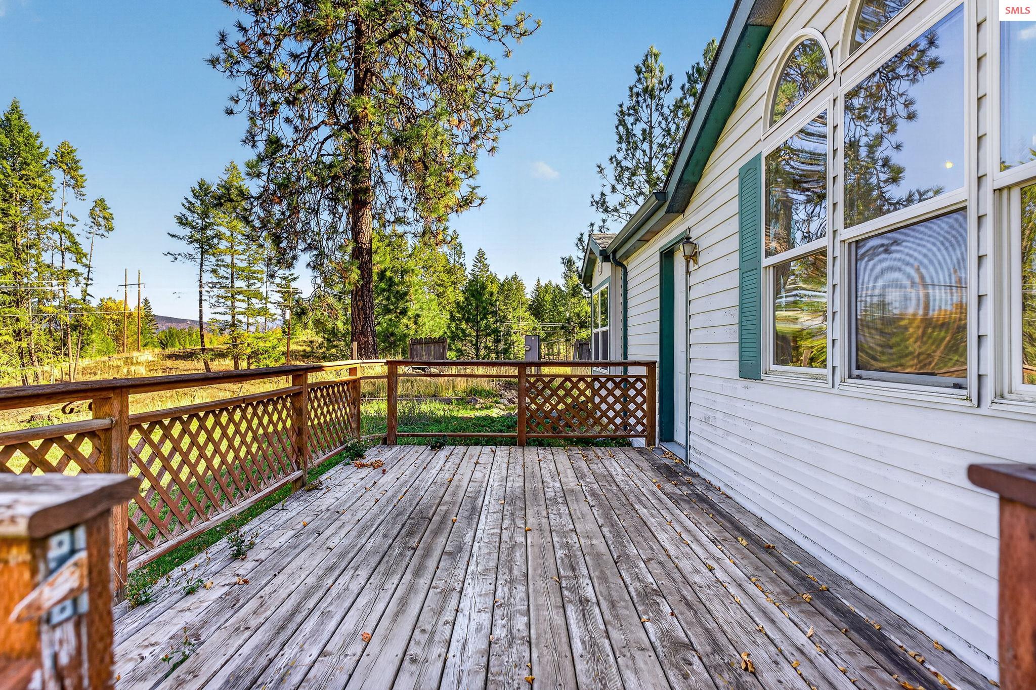 Property photo 3 for 722 Blue Sky Rd