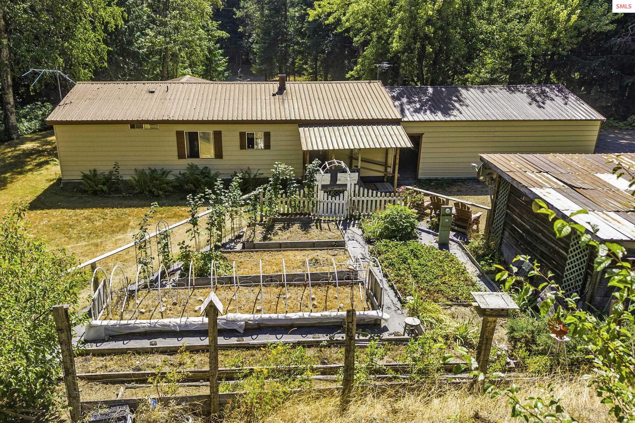 Property photo 2 for 3829 Upper Gold Creek