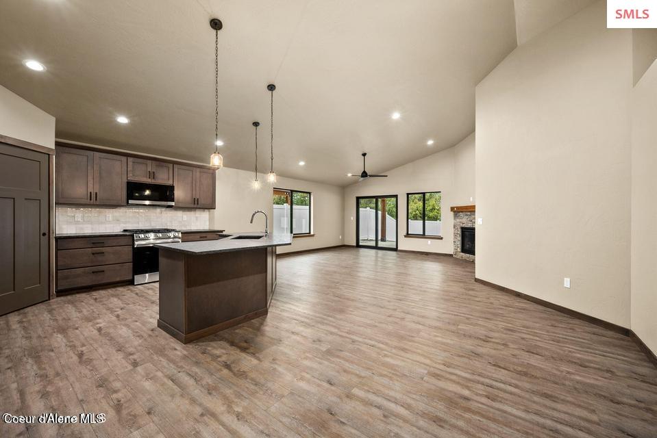 Property photo 2 for 1185 Jersey St