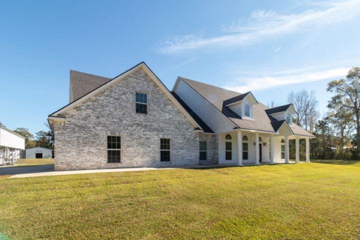 Photo of 110 Dogwood Lane, Lumberton, TX 77657