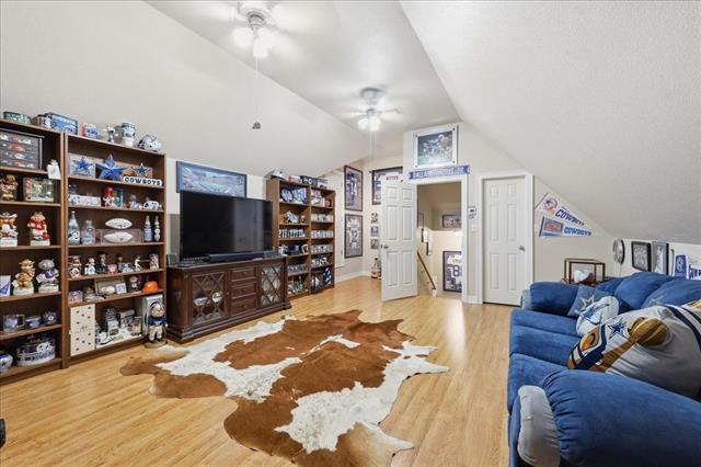 Bonus room reverse angle