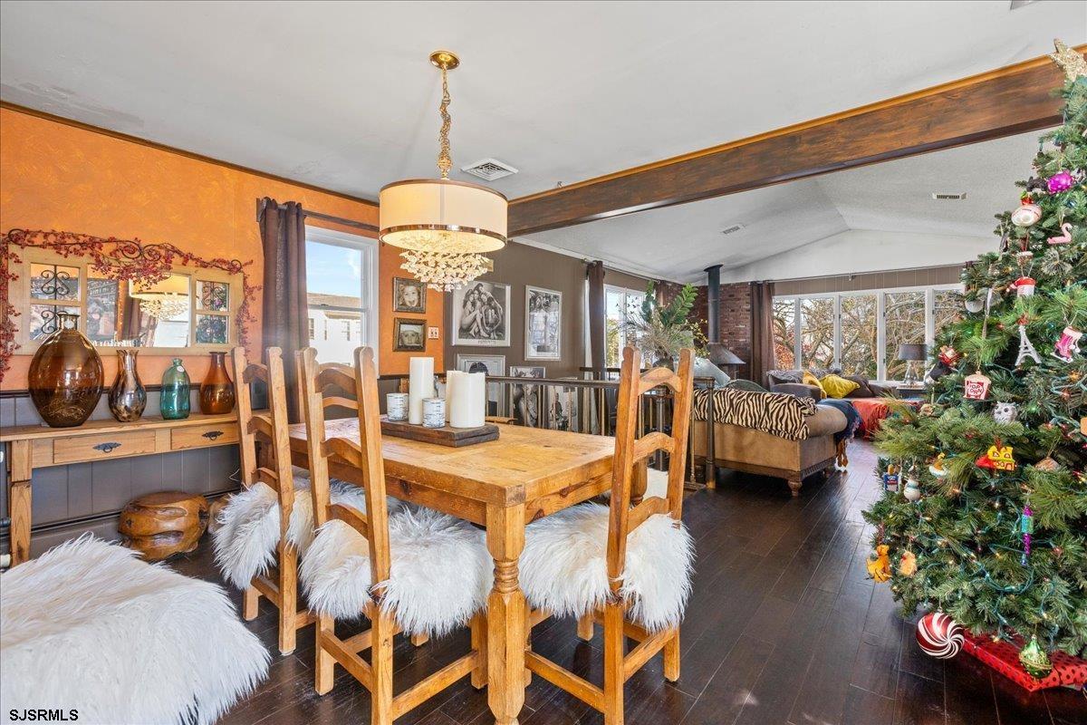 300 Wesley Avenue - Picture 