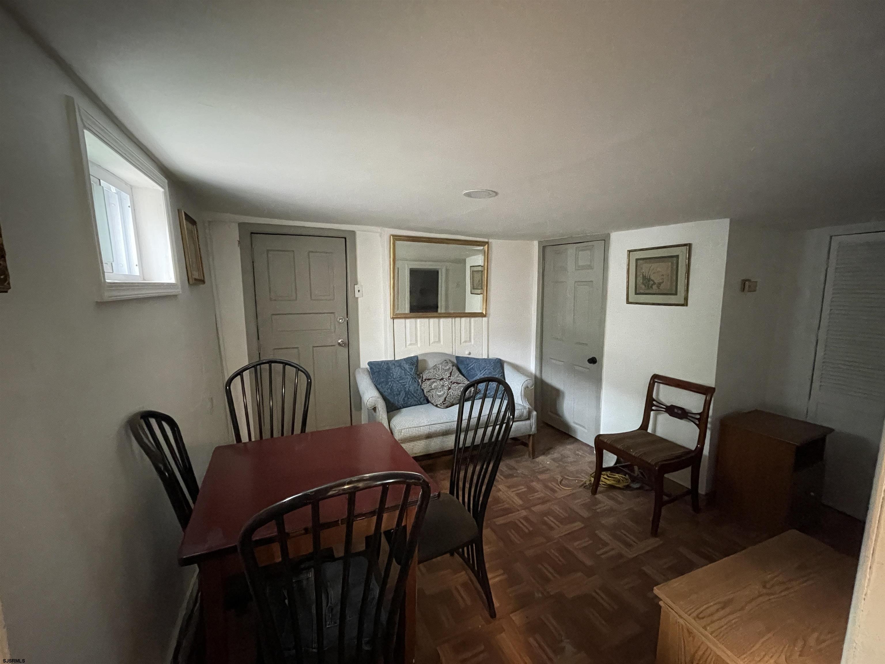 591361 | Photo 2