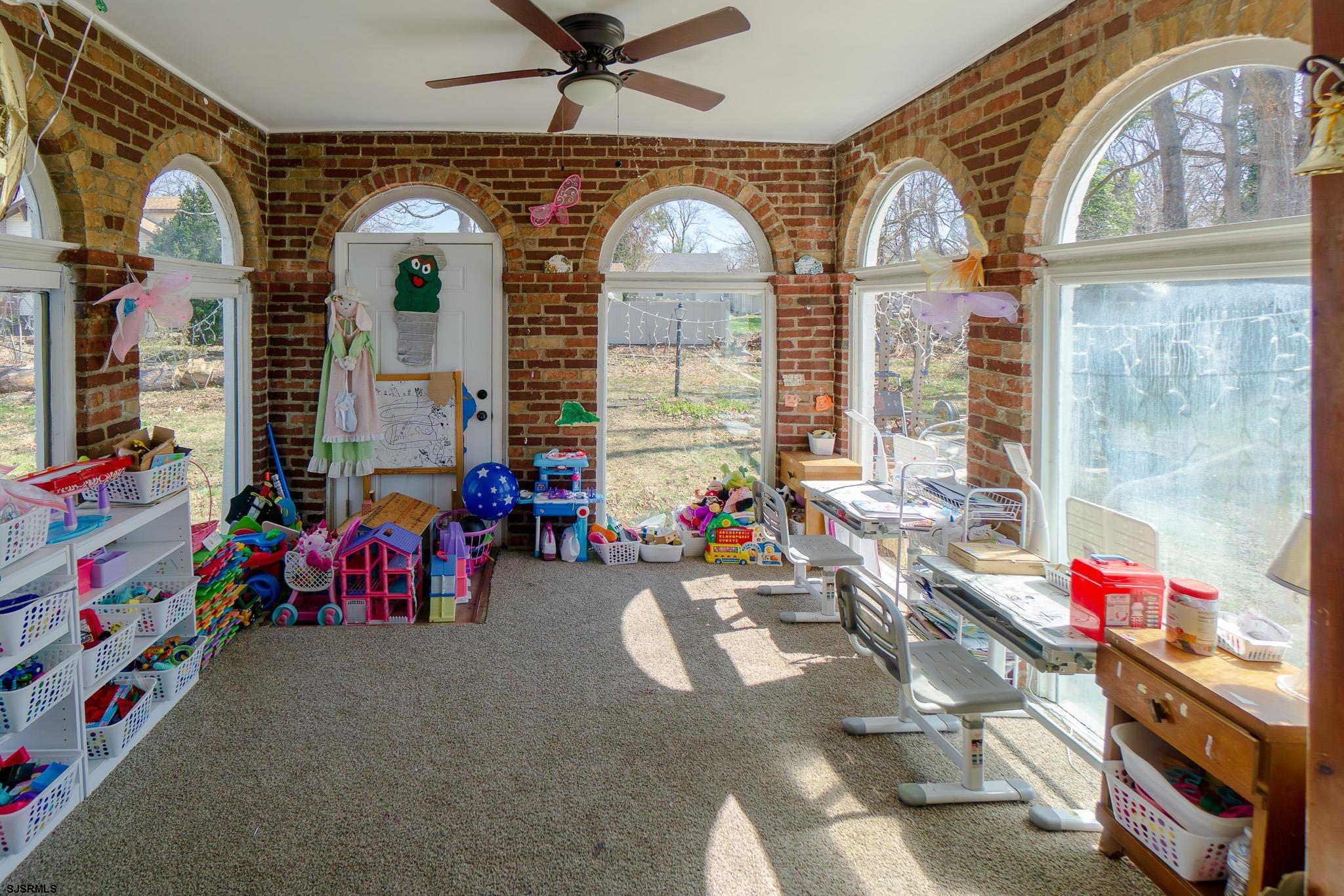 594737 | Photo 21