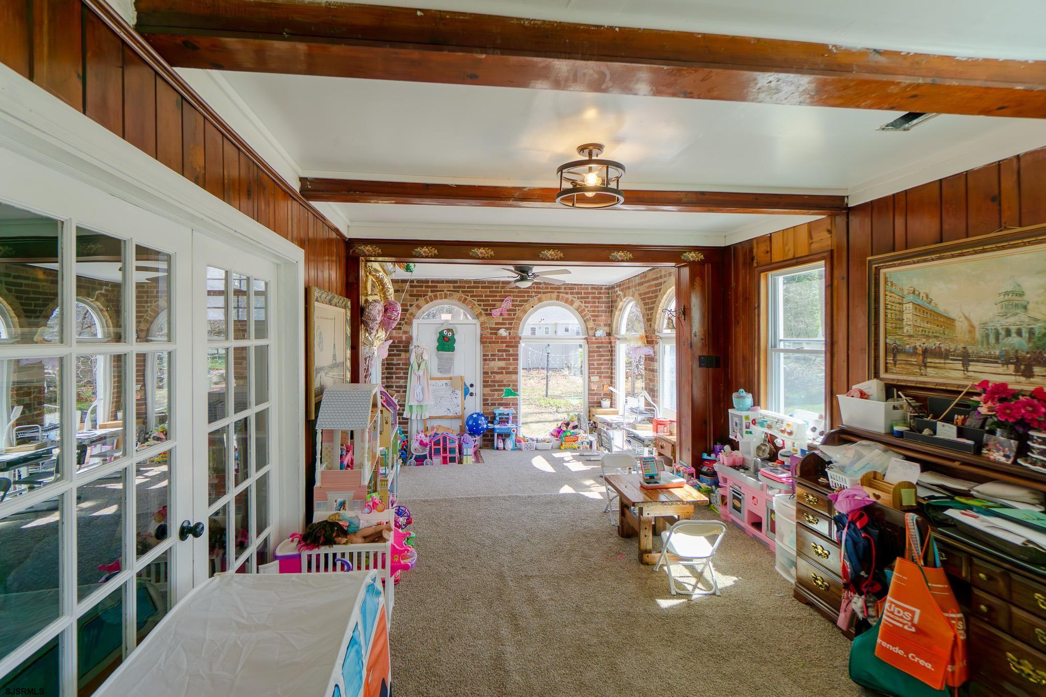 594737 | Photo 22