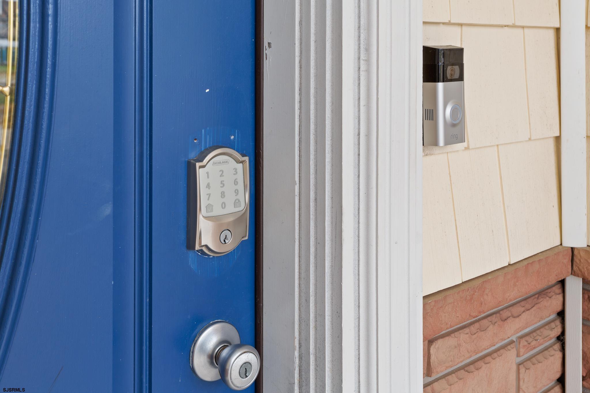 502 N Massachusetts Avenue - Picture 2