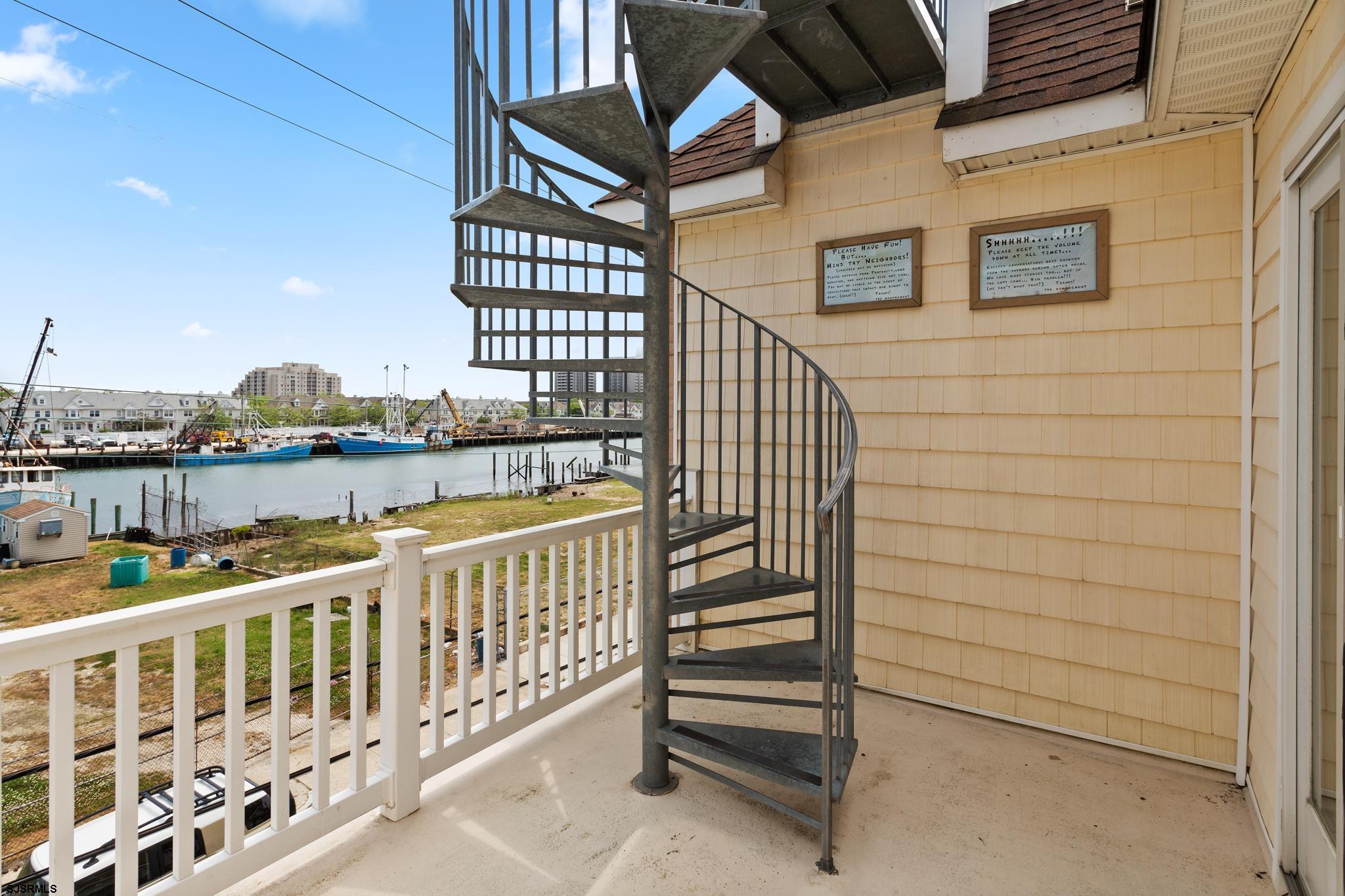 502 N Massachusetts Avenue