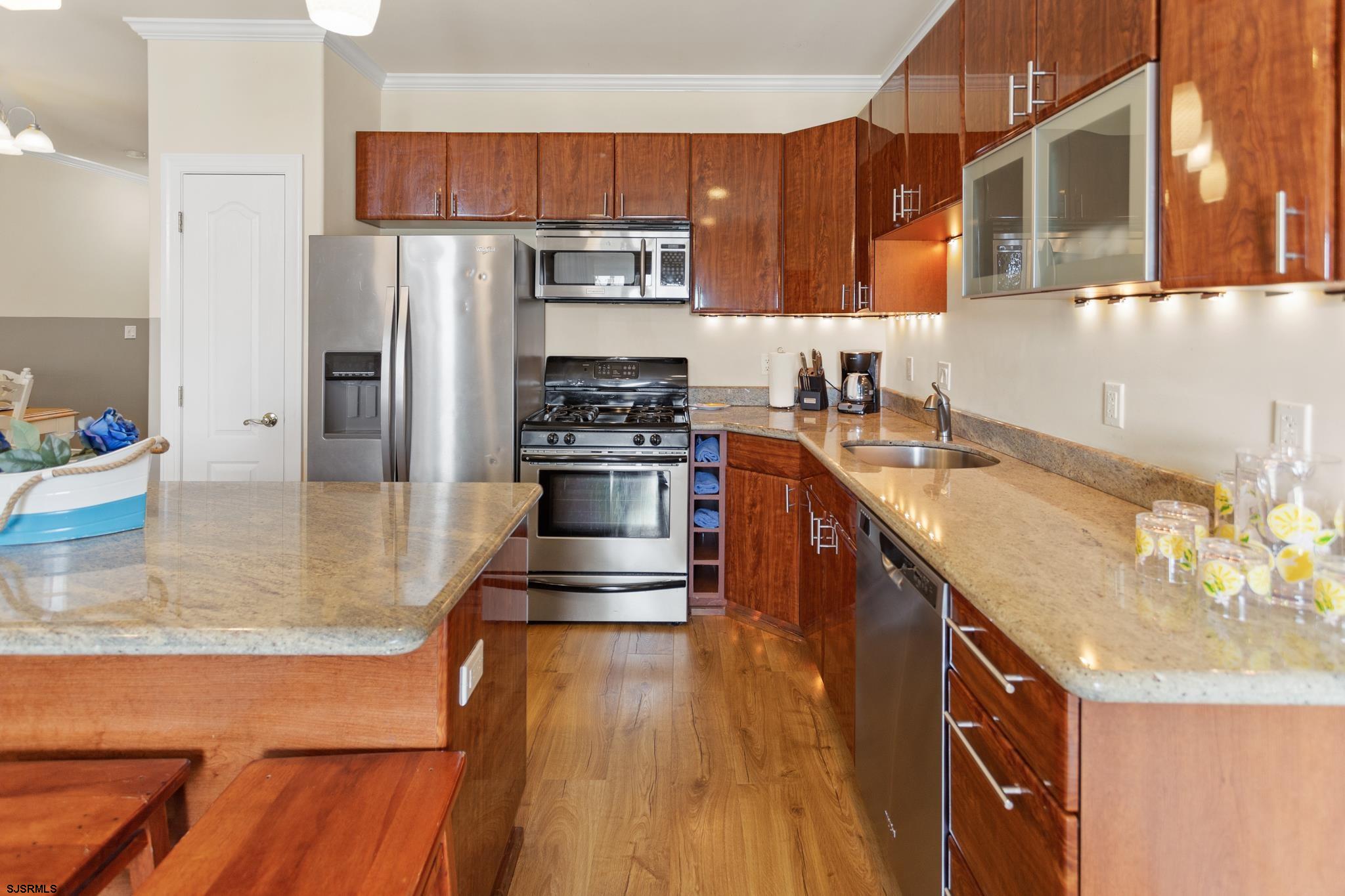 502 N Massachusetts Avenue - Picture 3