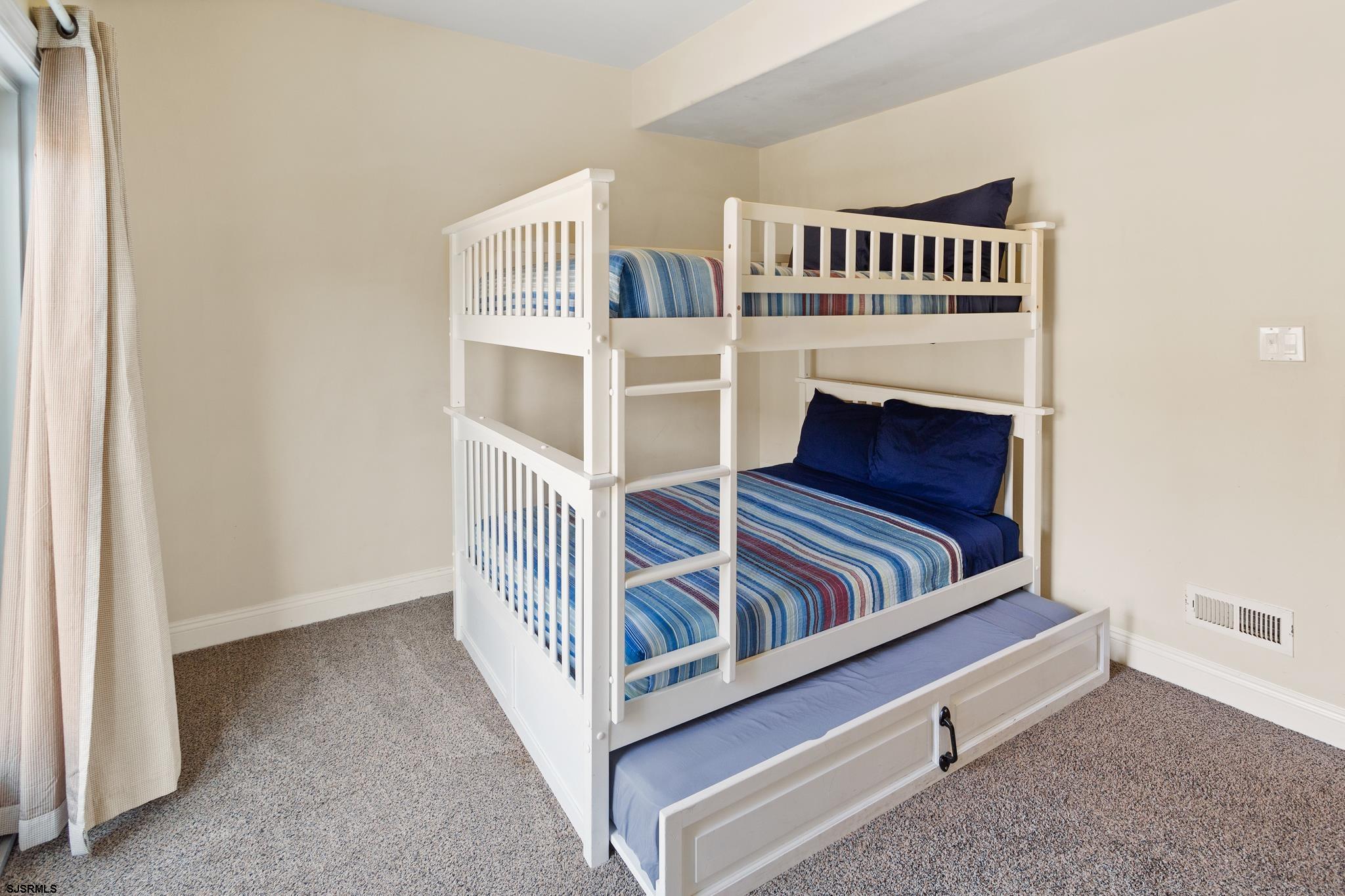 502 N Massachusetts Avenue