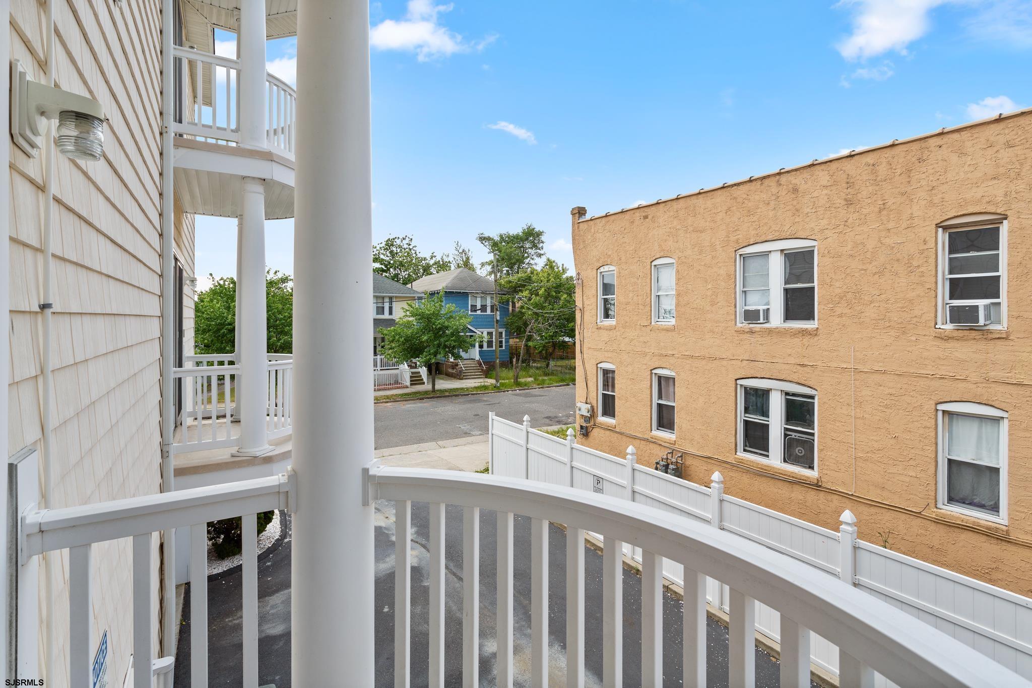 502 N Massachusetts Avenue