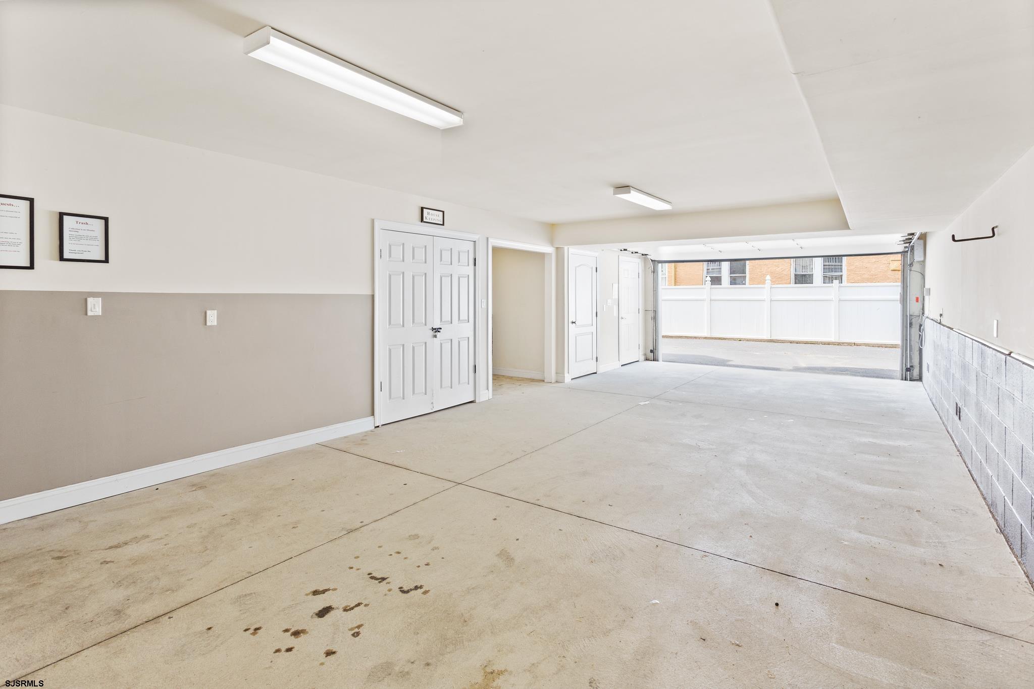 502 N Massachusetts Avenue