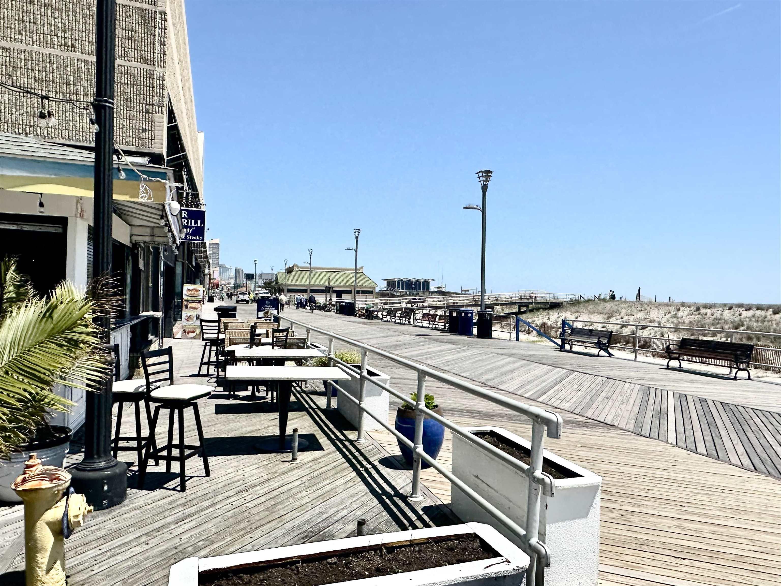 108 S Montpelier Avenue Apt 210