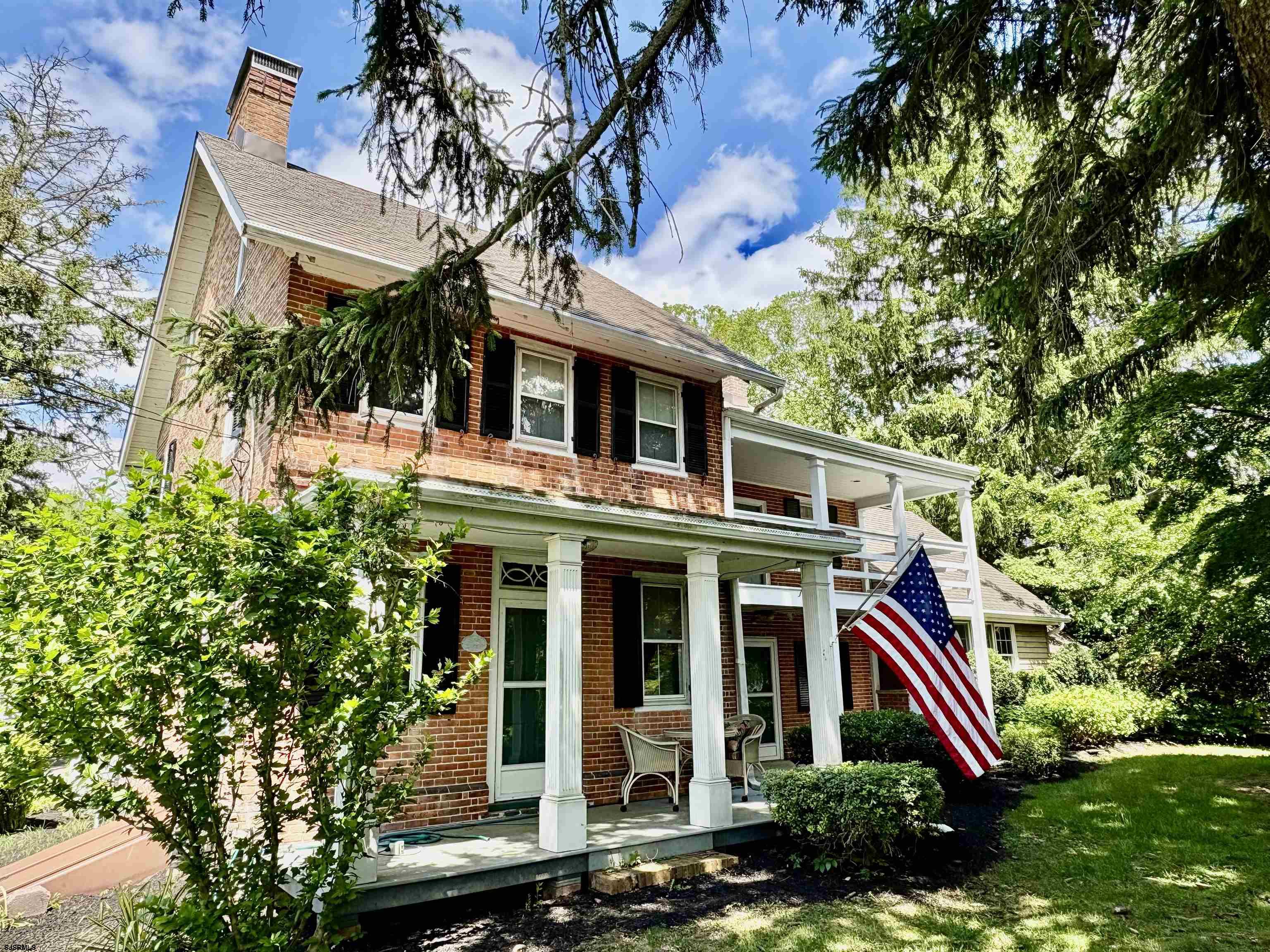  622 Central Avenue - Linwood