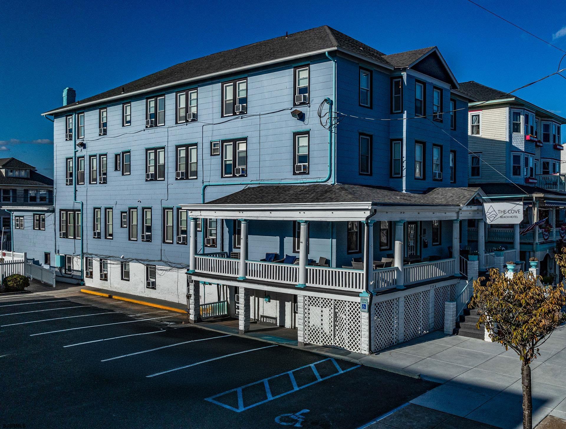 724 Ocean Avenue - Picture 