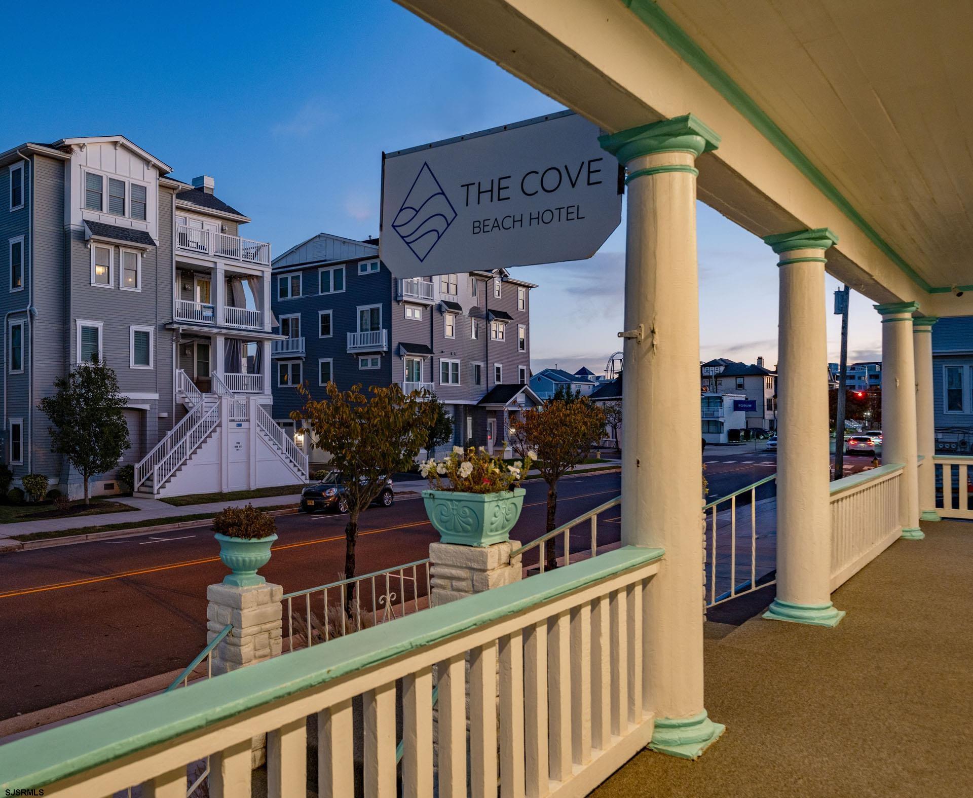 724 Ocean Avenue - Picture 