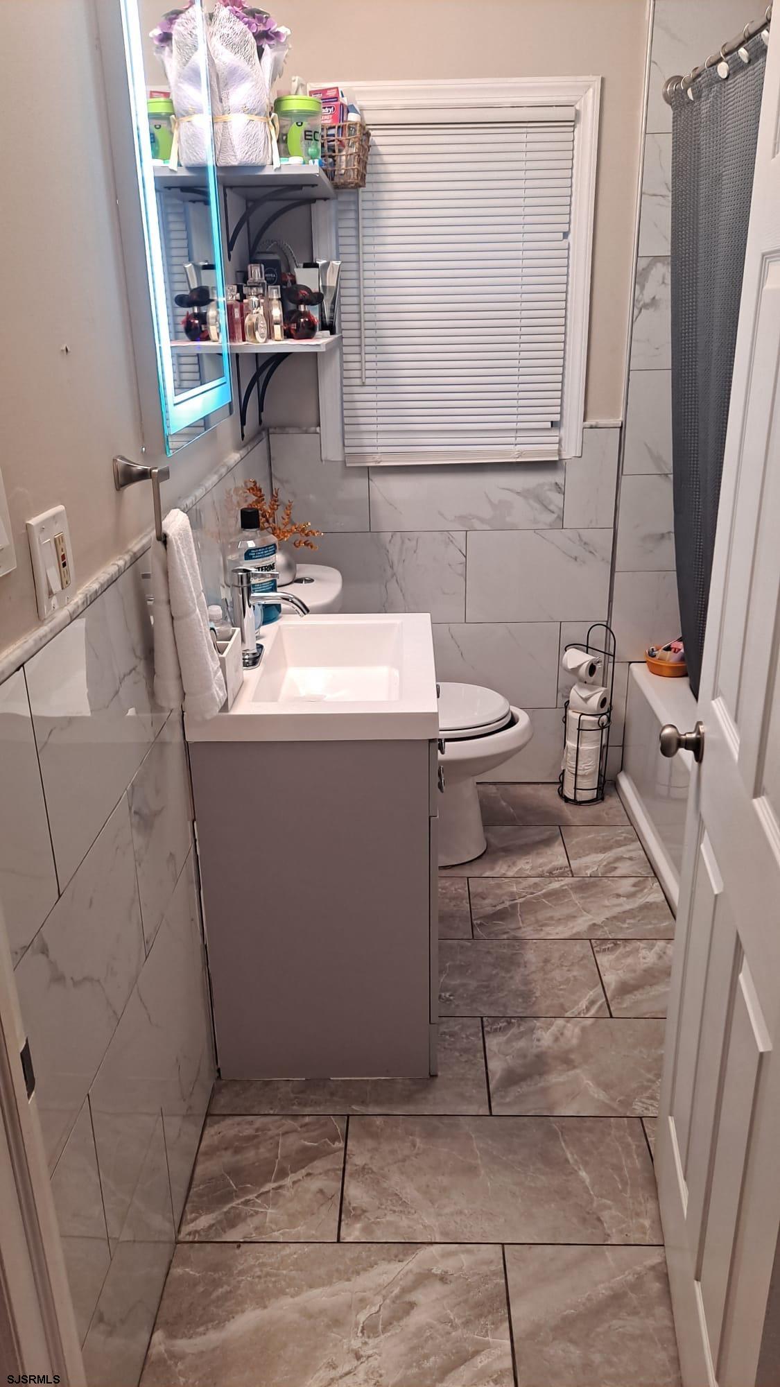 1620 N Michigan Avenue