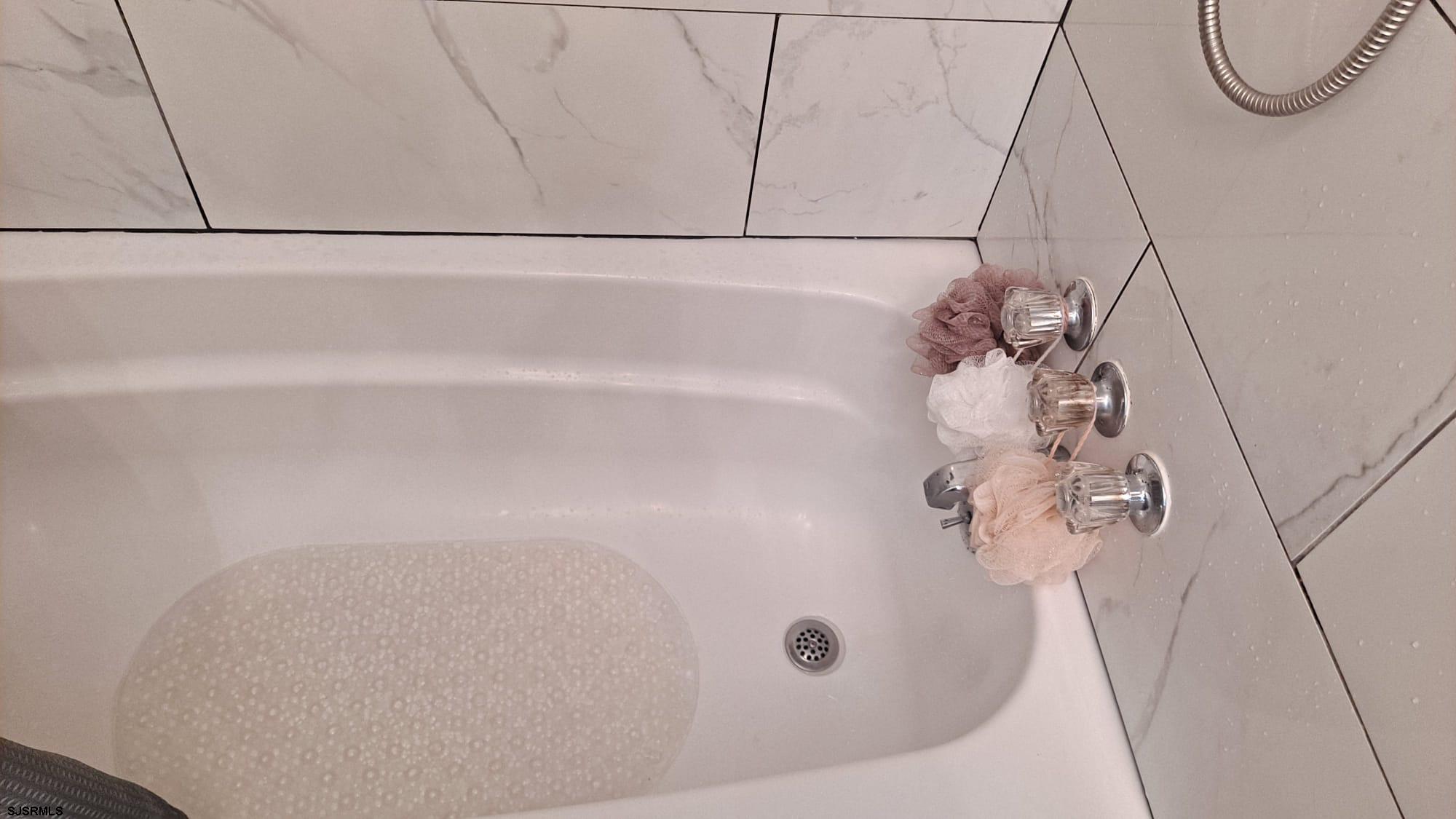 1620 N Michigan Avenue