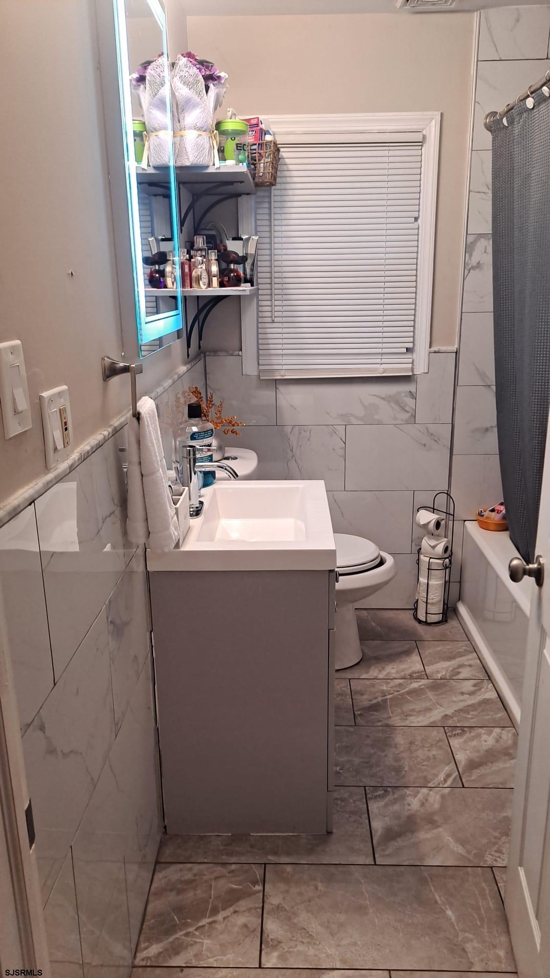 1620 N Michigan Avenue