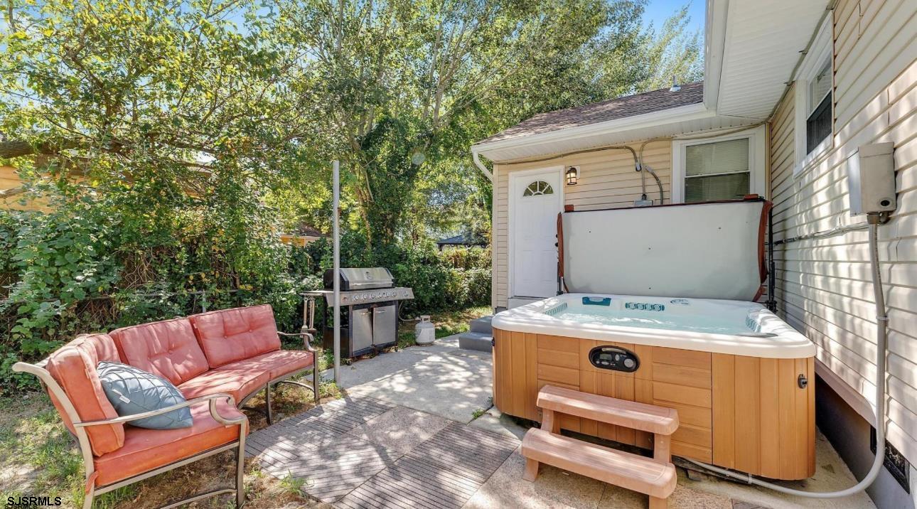 1620 N Michigan Avenue